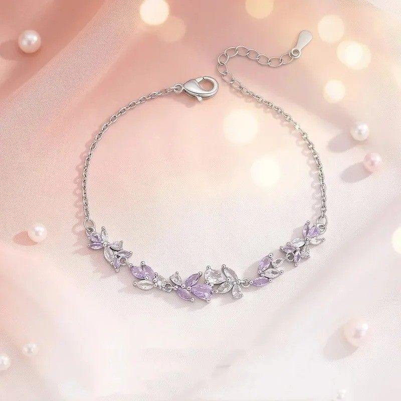 Elegant Flowers Bracelet For Women In Electroplated Copper With Zircon Inlay new