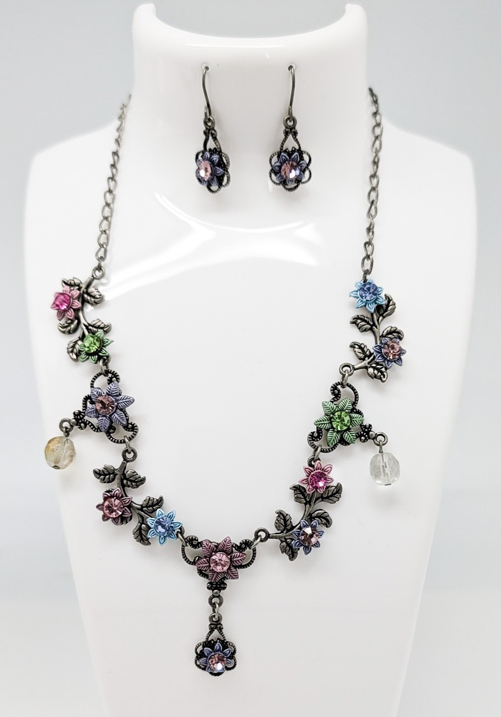 DESIGNER INSPIRED MULTI PINK or PURPLE FLORAL CRYSTAL SILVER METAL JEWELRY SET