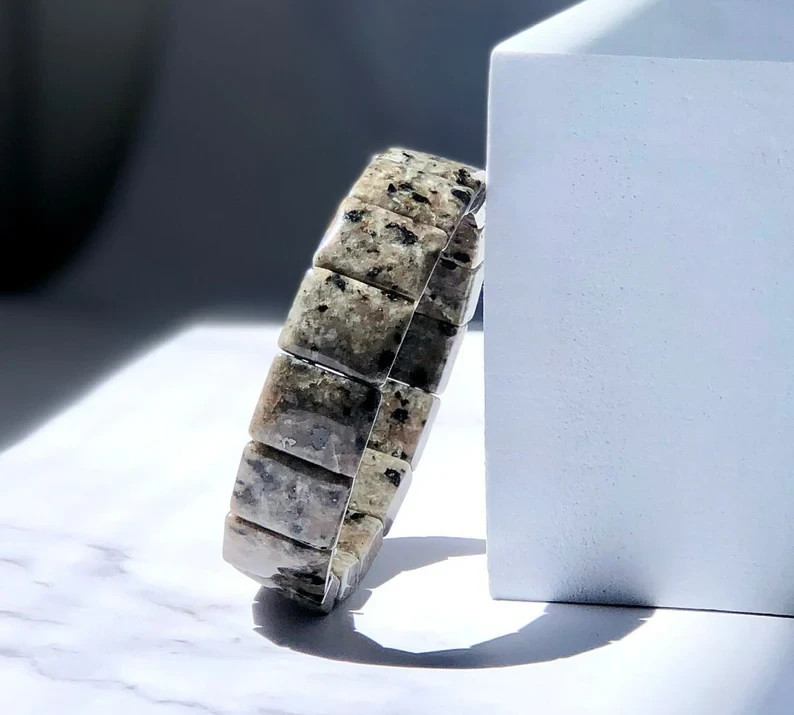 Yooperlite Bracelet Cuff Fluorescent Sodalite UV Reactive Rare Crystal Healing