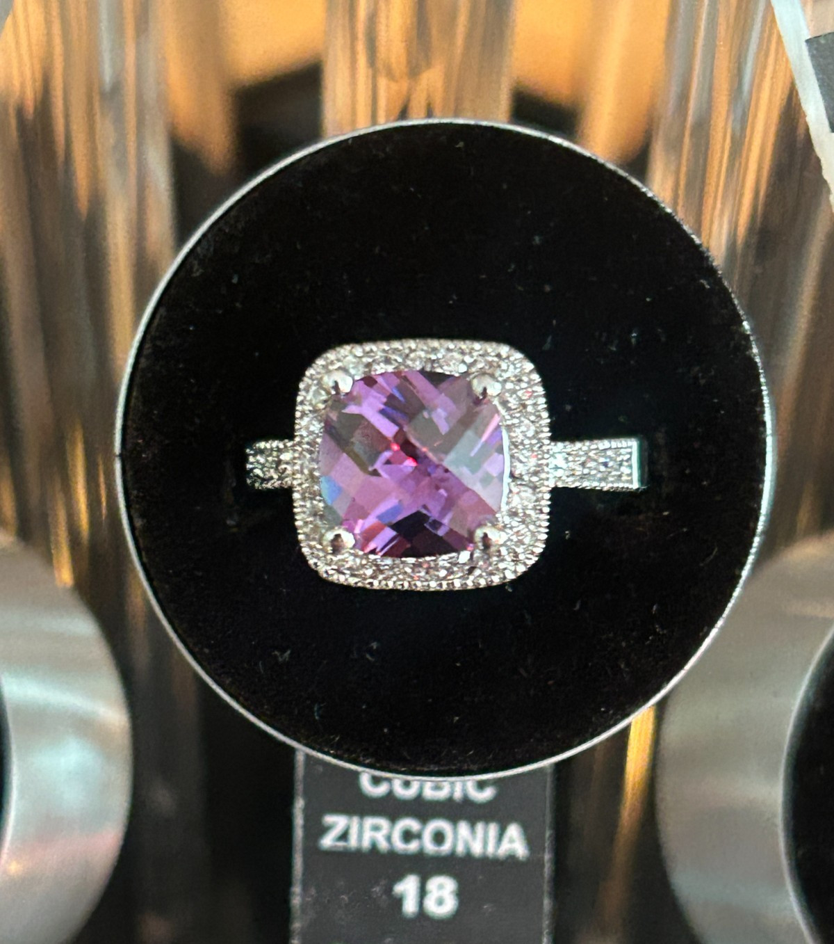 Costume ring – New – Free Shipping Size 9