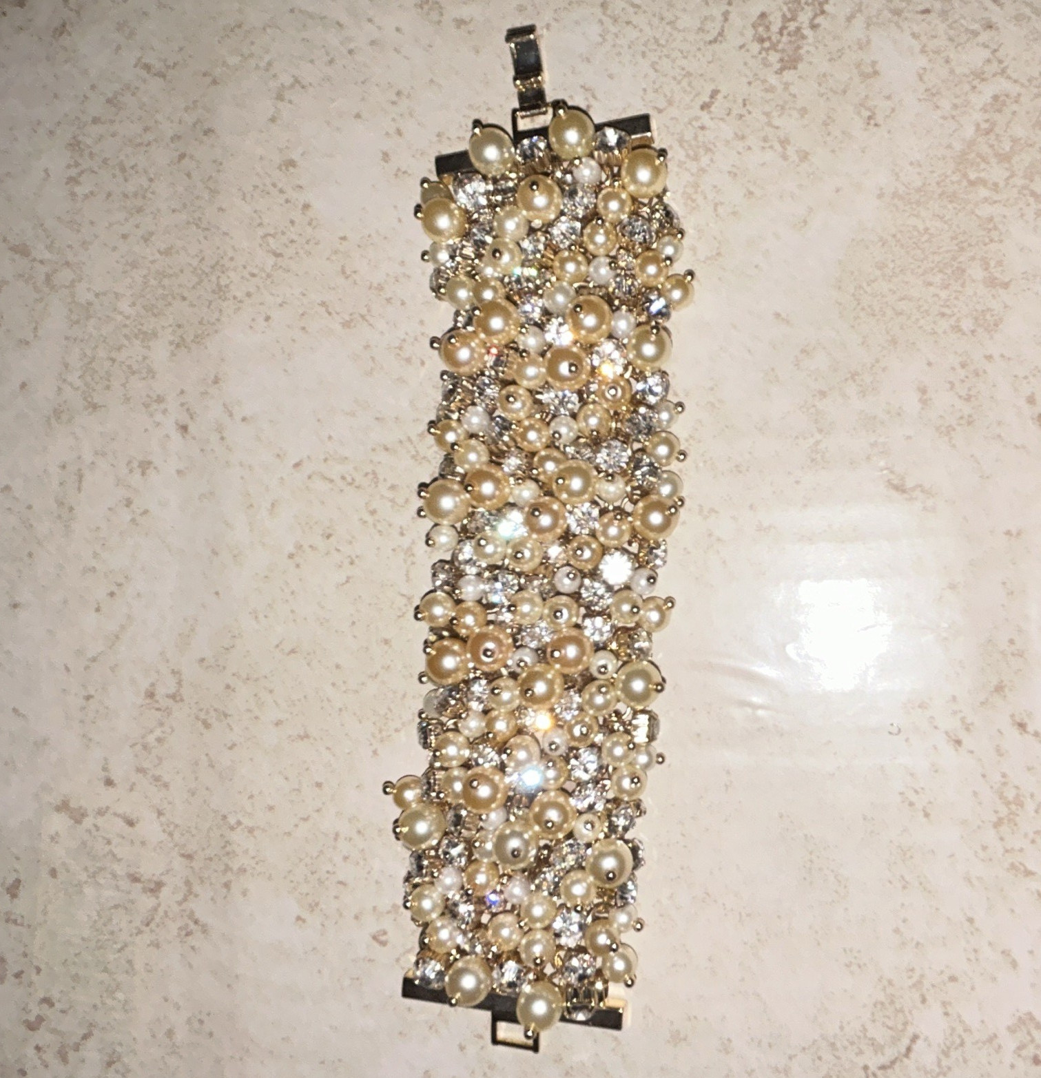 Gold Tone bracelet with faux Pearls & Clear Rhinestone Clusters