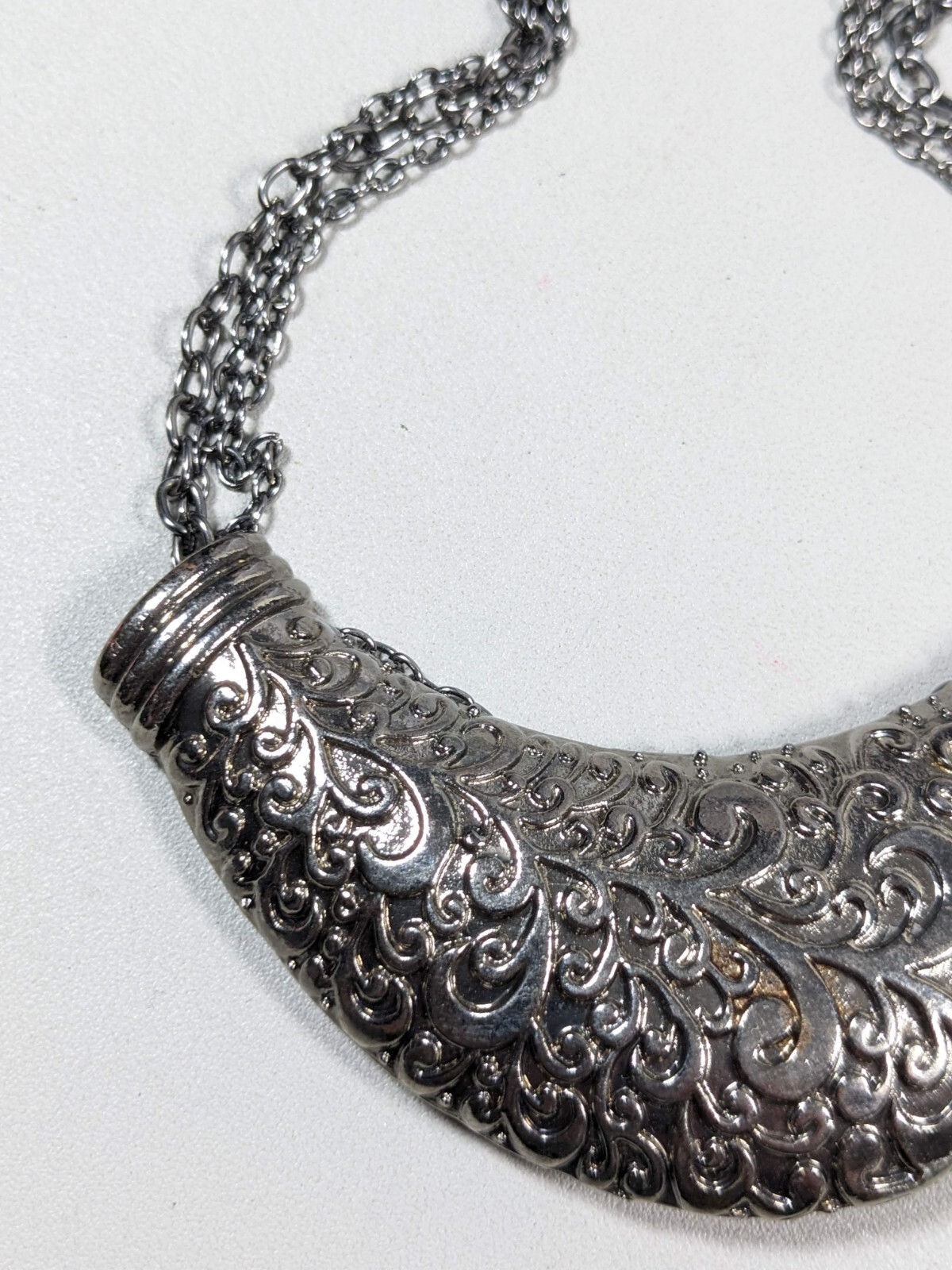 Gunmetal Gray Repousse Scroll Style Curved Bar Pendant Necklace 23 inches