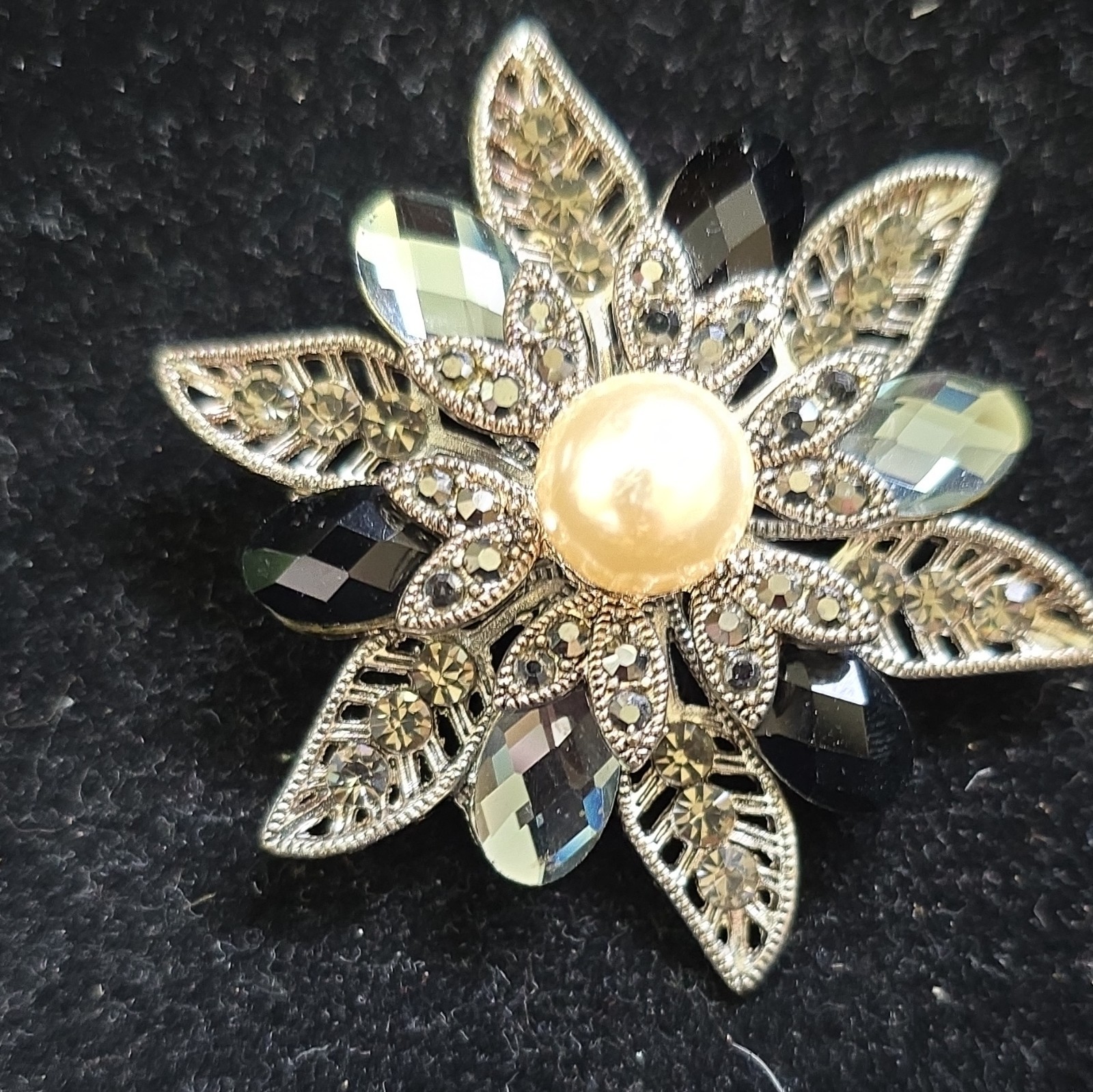 Premier DesignsSilver Tone Flower Pin Faux Pearl Center Black Rhinestone Cluster
