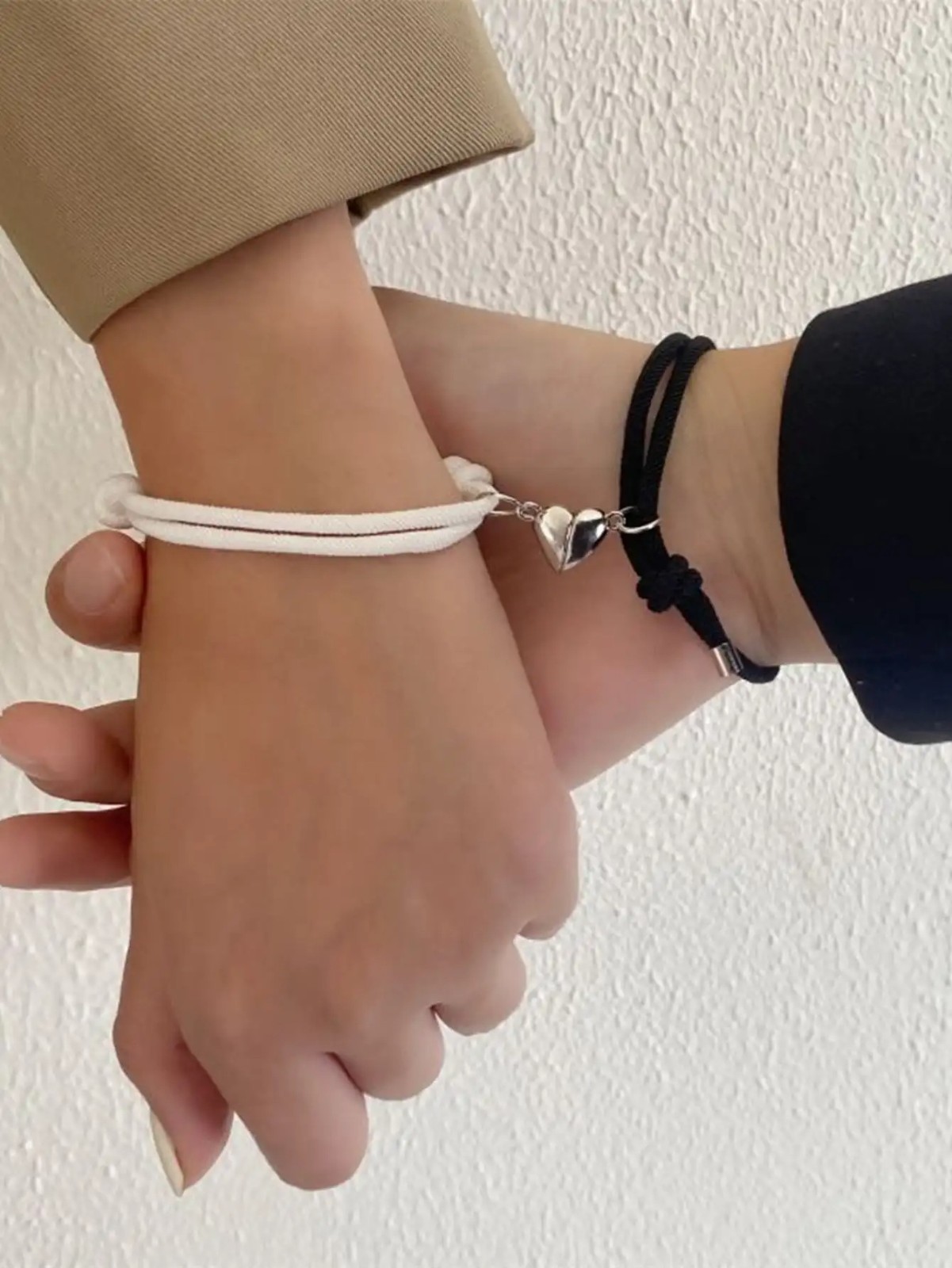 2Pcs Magnetic Couple Bracelet Black White Rope Heart Love Friendship Jewelry