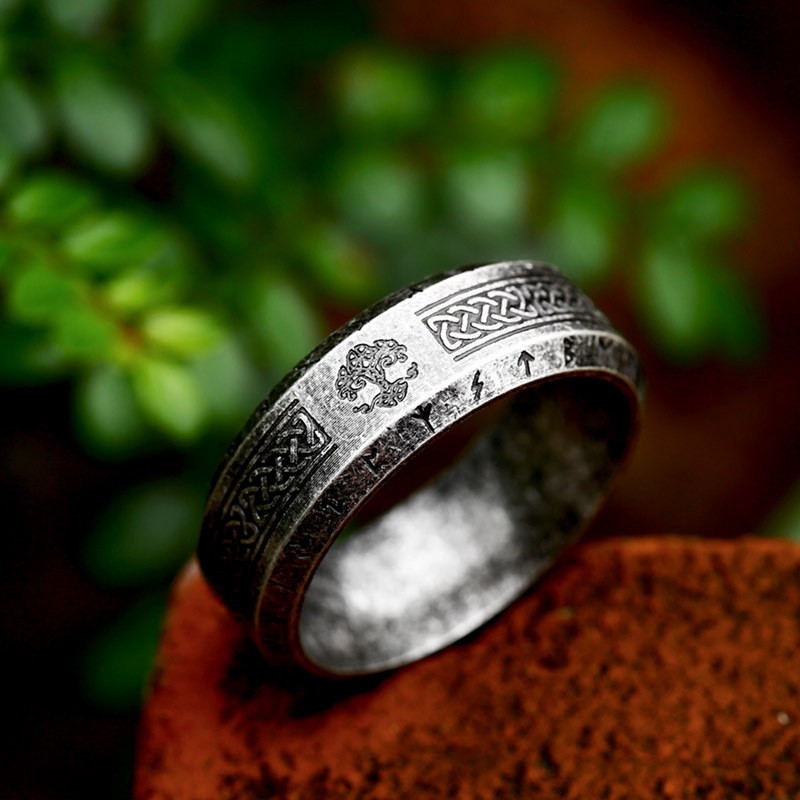 Stainless Steel Viking Ring for Men-Nordic Vintage Minimalist Black&Silver Band
