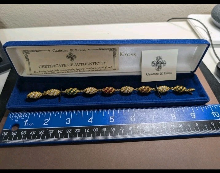CAMROSE & KROSS JACQUELINE KENNEDY ROYAL EGG BRACELET