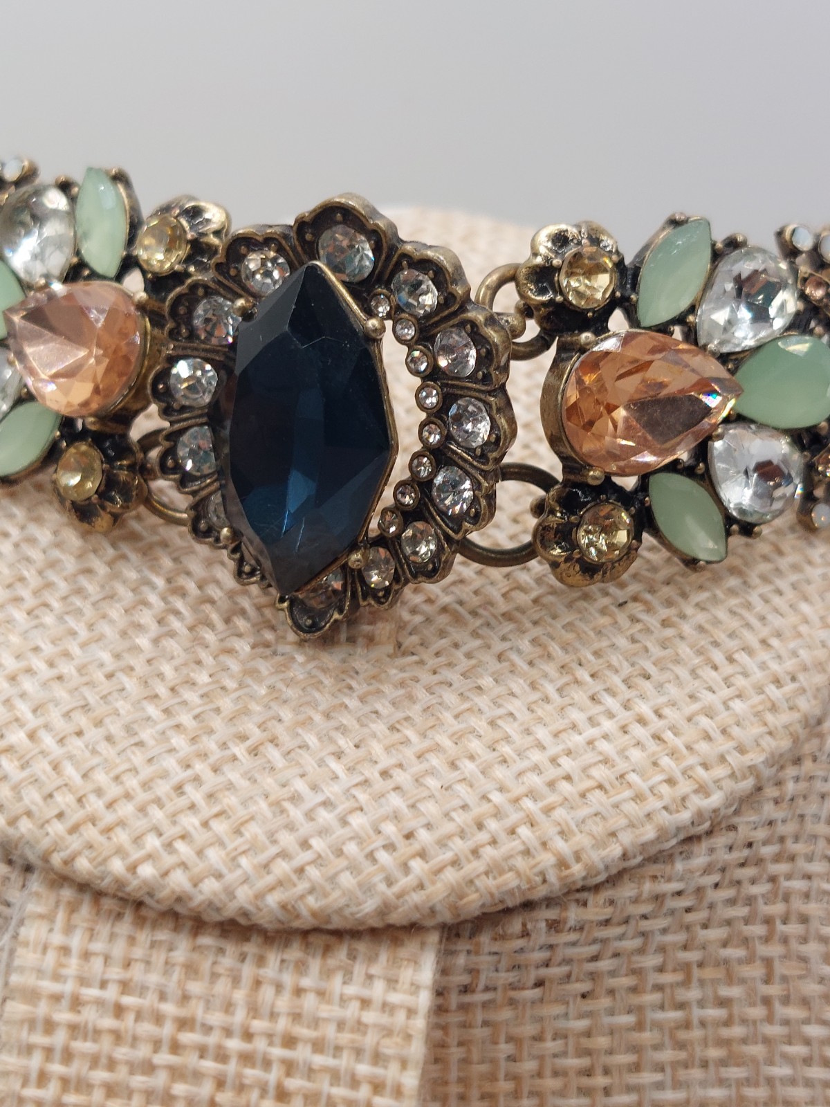 Floral Statement Necklace Bracelet Set Chloe Isabel Blue Peach Mint Earthy Glam
