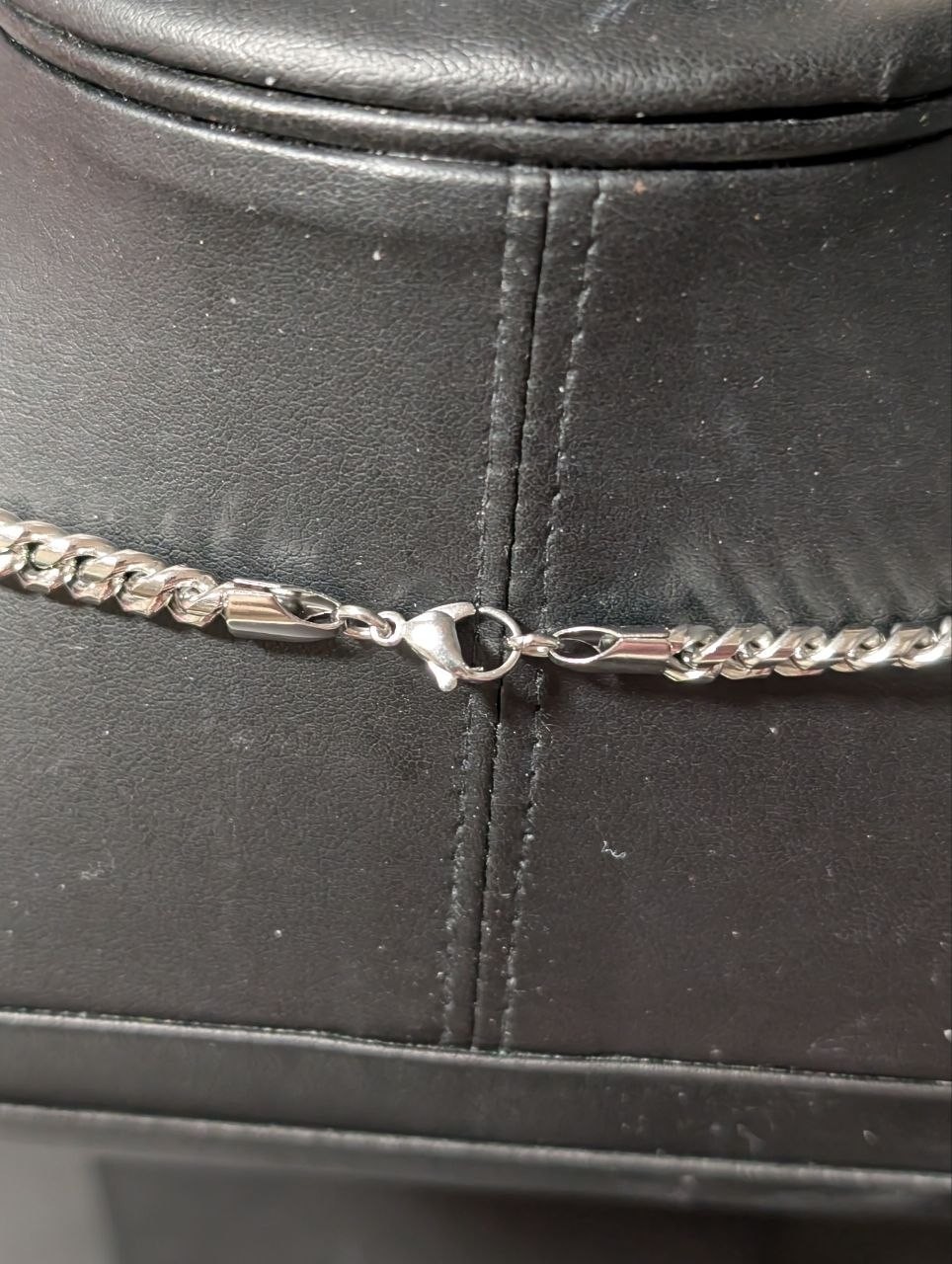 Silver Tone Curb Link Necklace