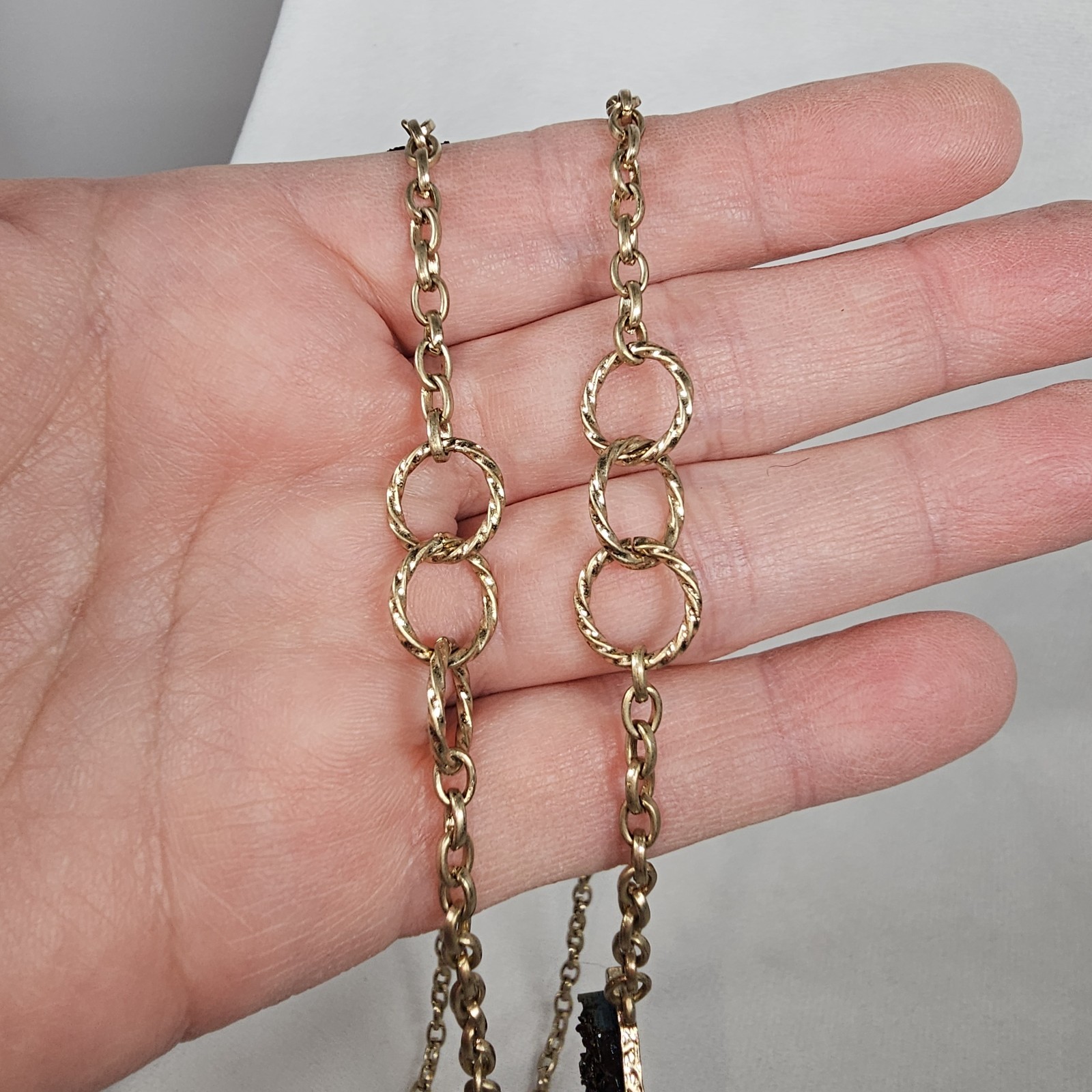 Charming Charlie BLUE DRUZY STONE NECKLACE 34″ Long Gold Tone MATCHING EARRINGS