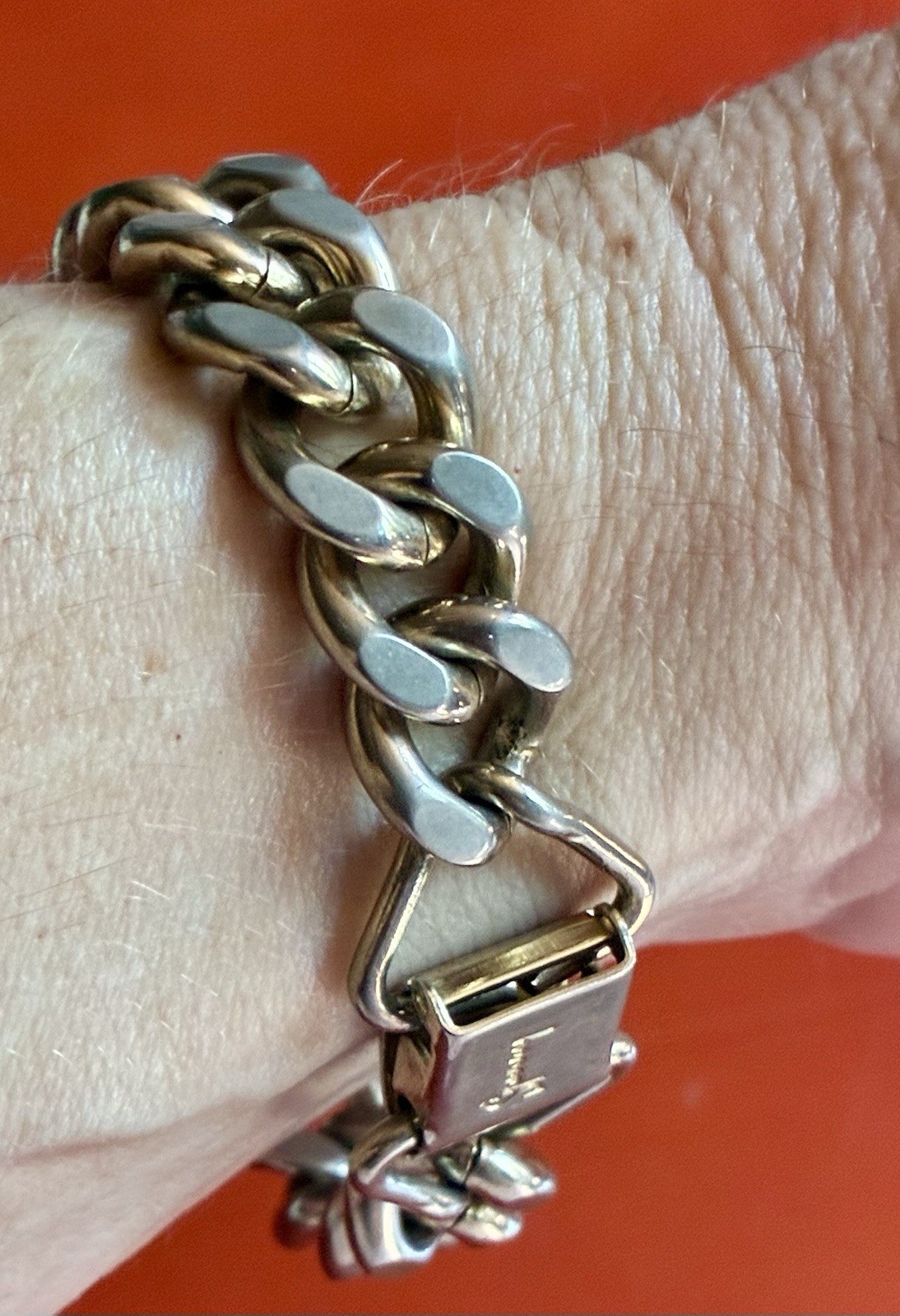 Sperry Silver Tone Signed Curb Link Chain Bracelet 8 in Fold-Over Clasp