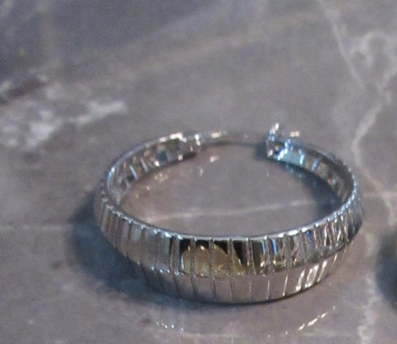 2 pr Bellezza DBJ 925 CN 1-1/4” Twist & Ridge Hoop Earrings Sterling & Yellow