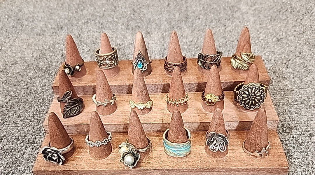 Jewelry 18 Rings Greek Roman Collection See Description Lot #207