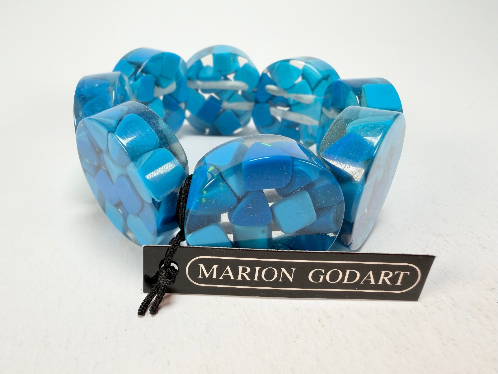 Marion Godart – Confetti “Cylindre” Blue Mix Elasticated Cylinder Resin Bracelet