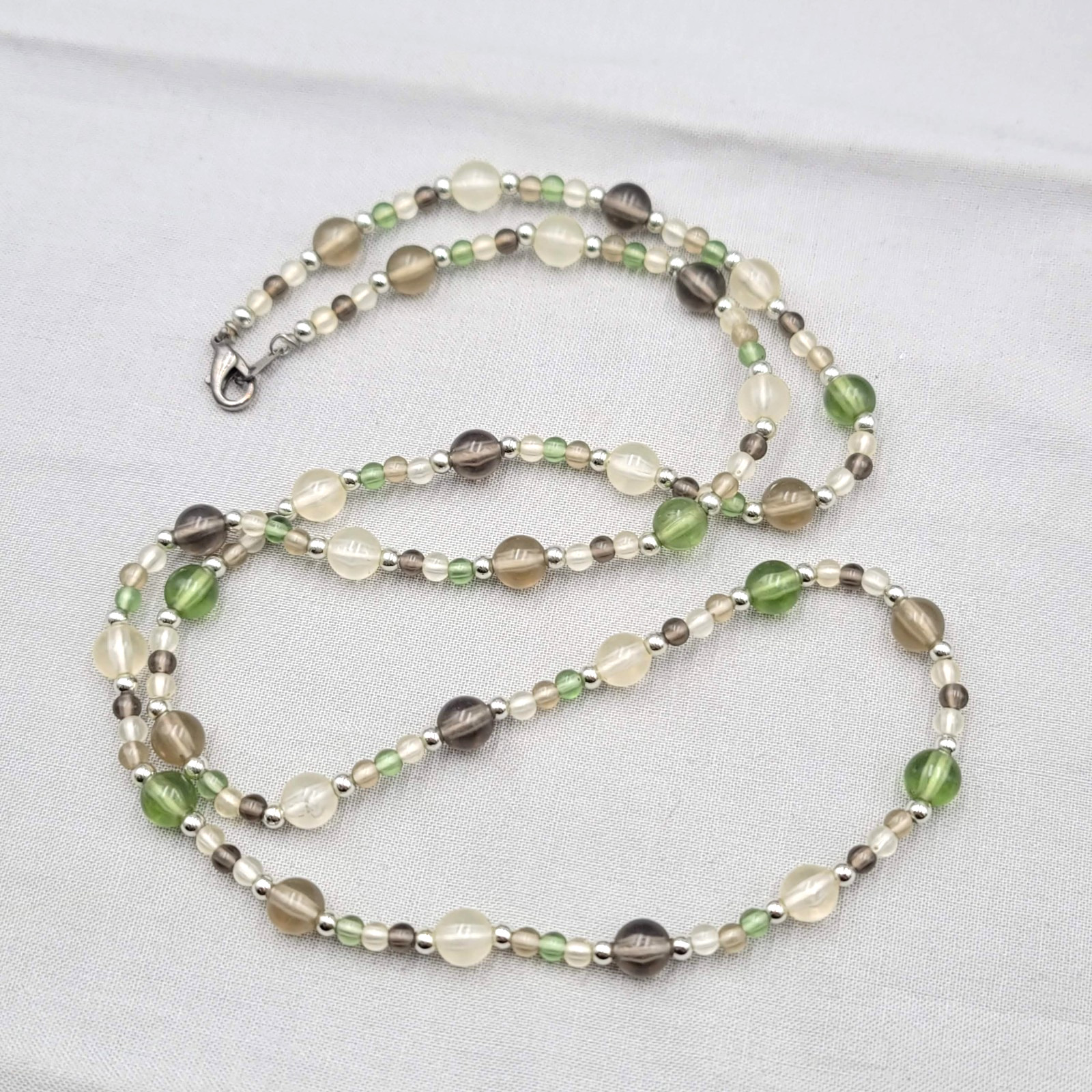 Green Clear Frosted Bead Necklace 30″