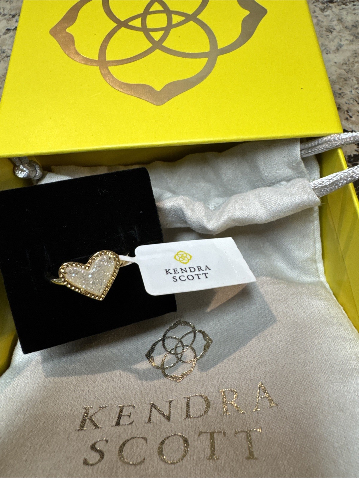Authentic Kendra Scott Ari Heart Band Ring Size 10 In Gift Box