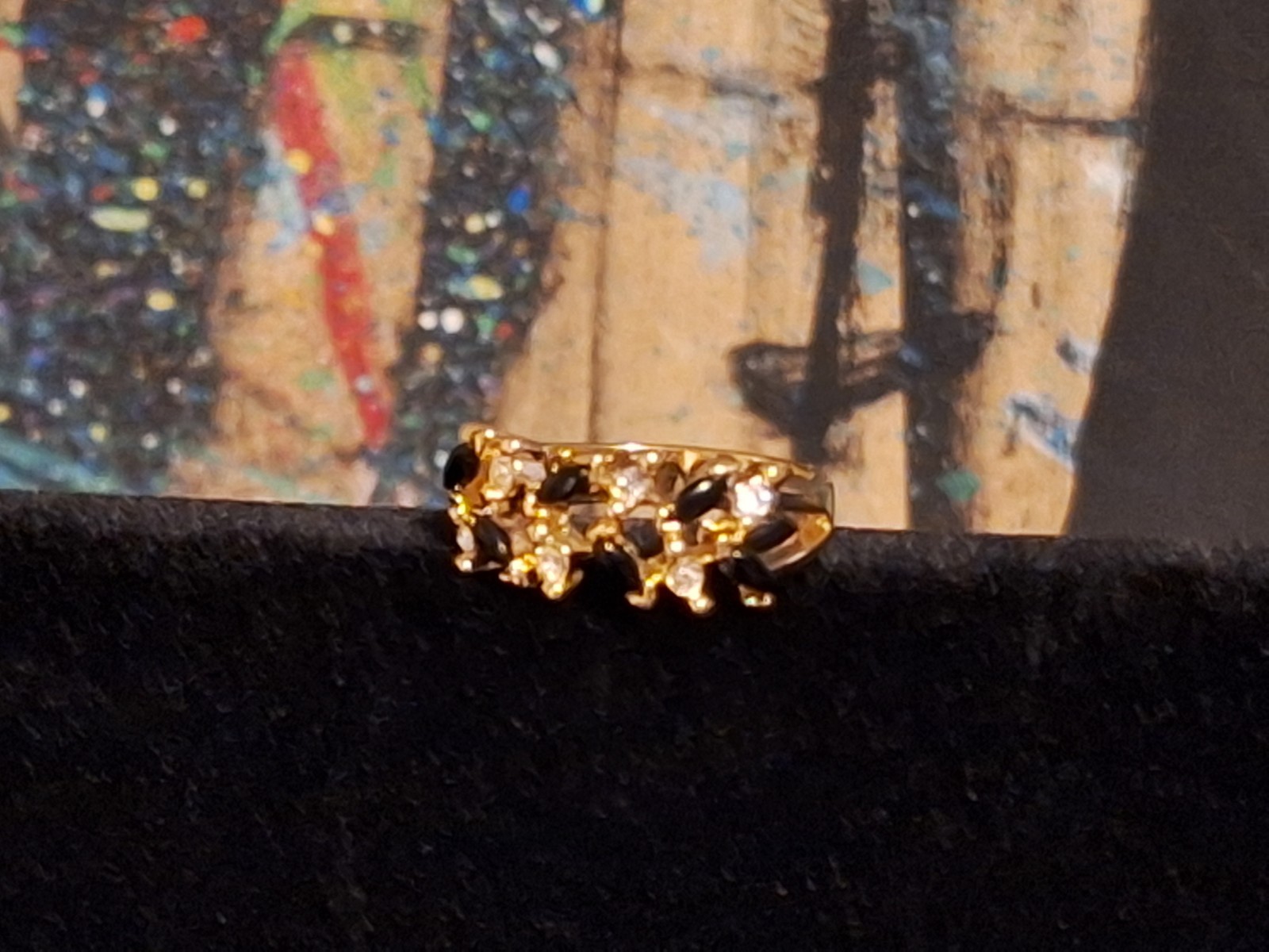 Gold Tone Filigree Ring Band Clear & Black Unknown Stones