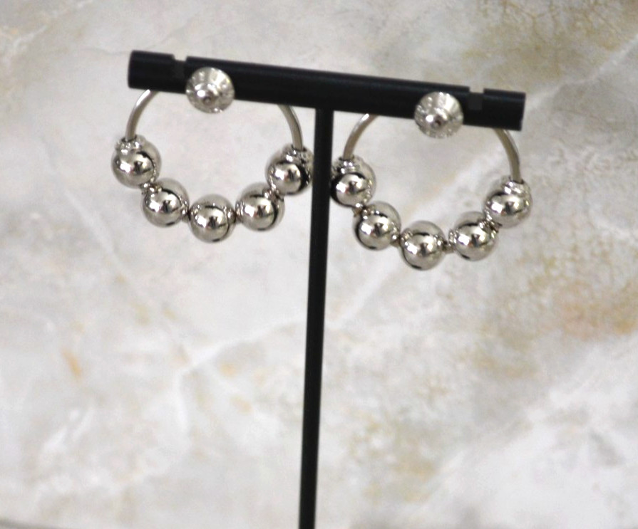 Henri Bendel Mini Sphere Stud Earring