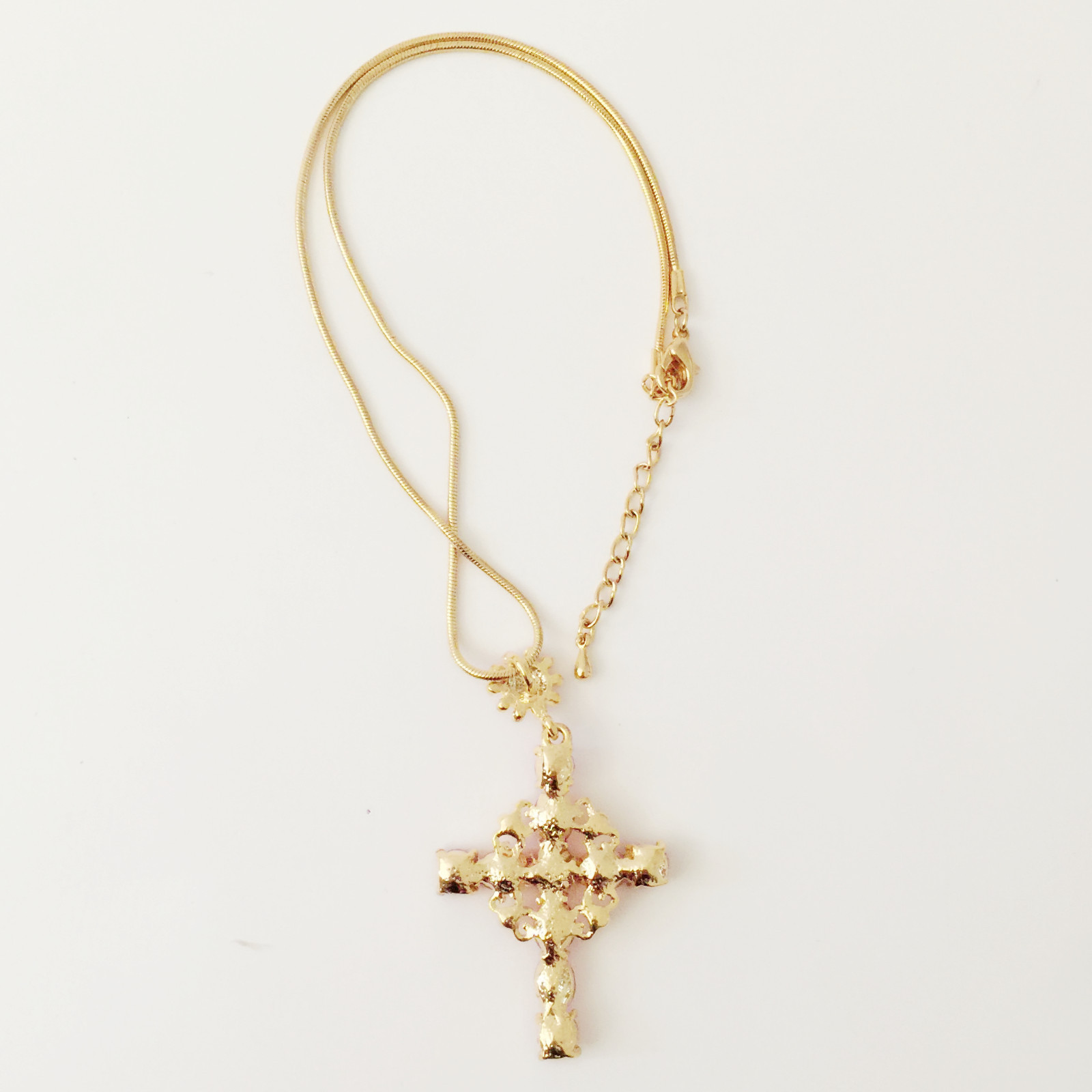 New Pink Clear Crystal Round Holly Cross Charm Chain Good Fortune Necklace N1459