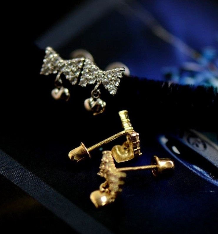14k Solid White or Yellow Gold Bow Tie Stud Earrings with CZ