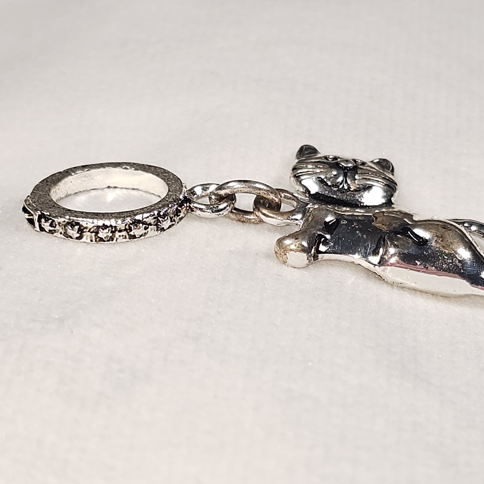 Premier Designs Silver Gold Two Tone Cat Dog Toggle Link Costume Bracelet 6.75″