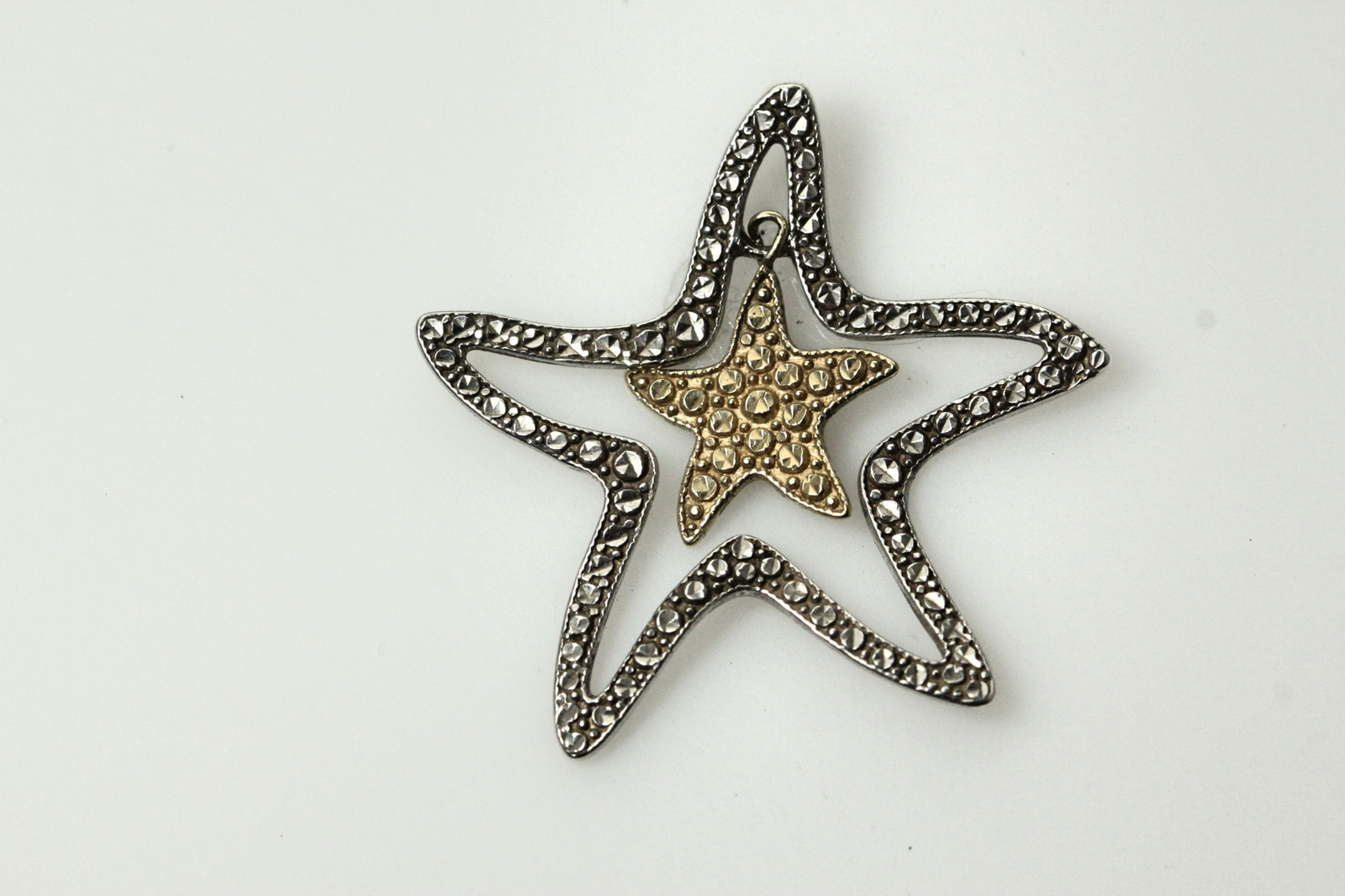 Beautiful 925 Sterling Silver Outside 14K Inside Starfish Pendant 2.4g (PEN7149)