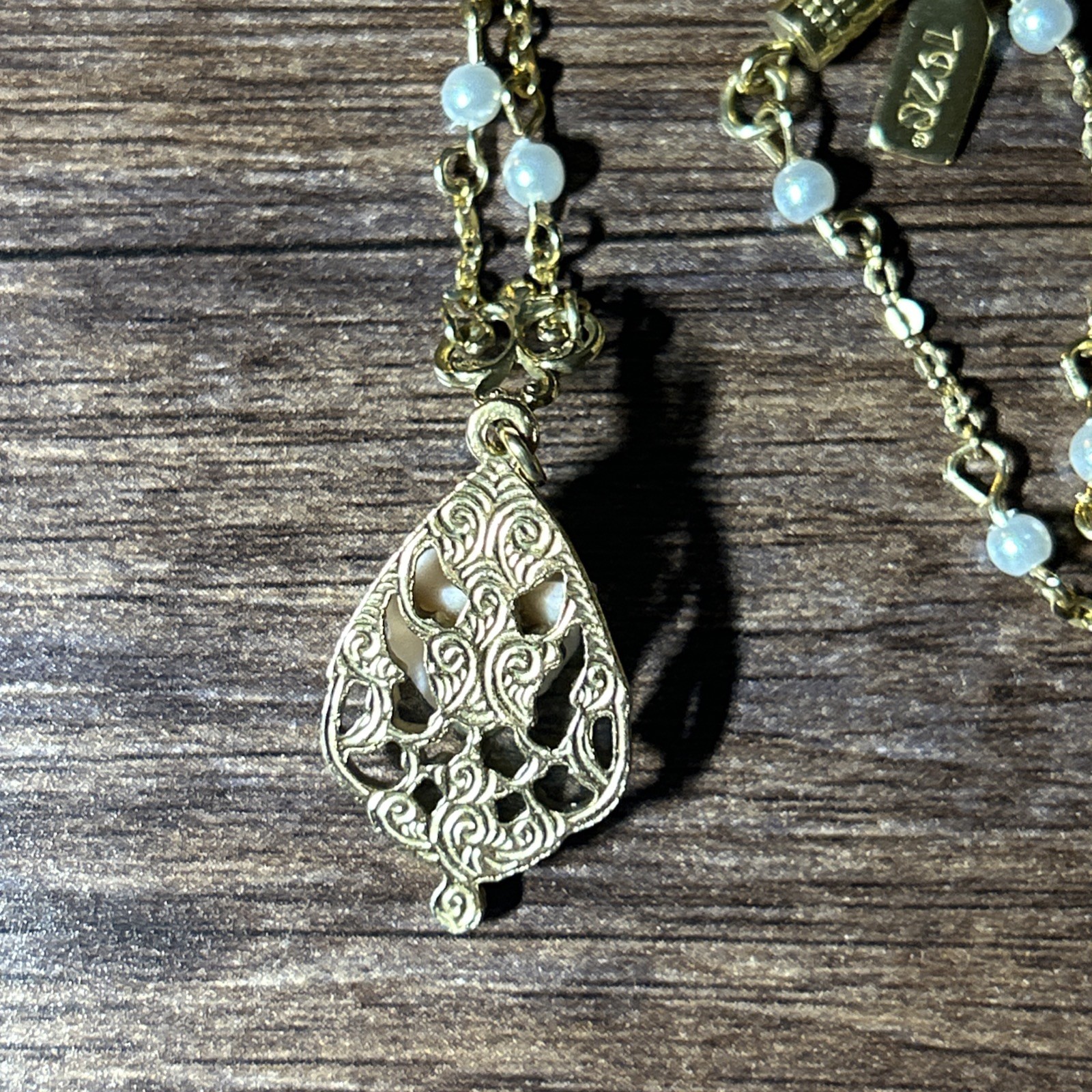 1928 Jewelry – Gold-tone Crystal/Porcelain Rose/Simulated Pearl 17in Necklace