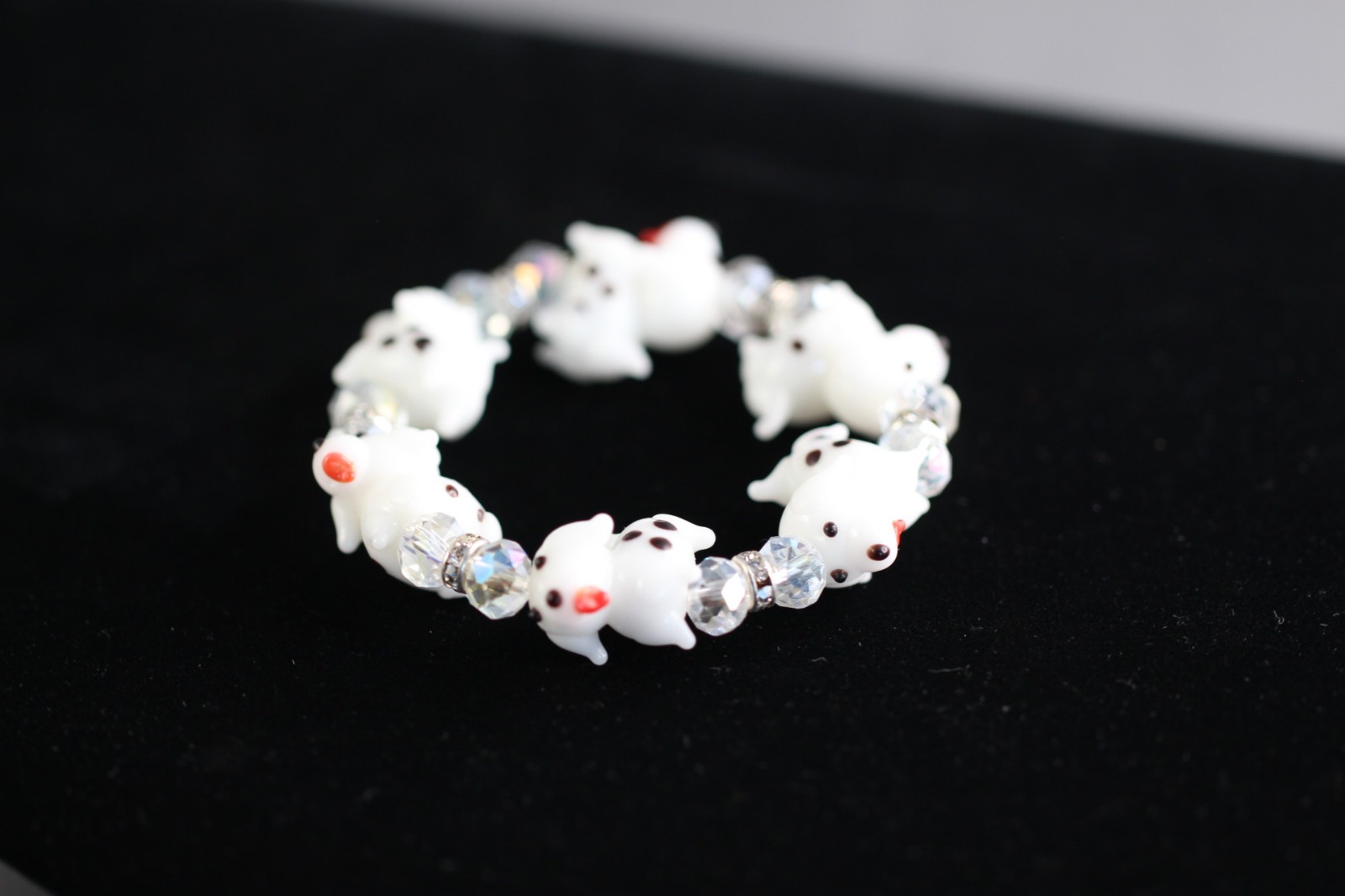 Dog Lampwork Bracelet 6″ Elastic Glass Beads Rhinestone Crystal White Polka Dot