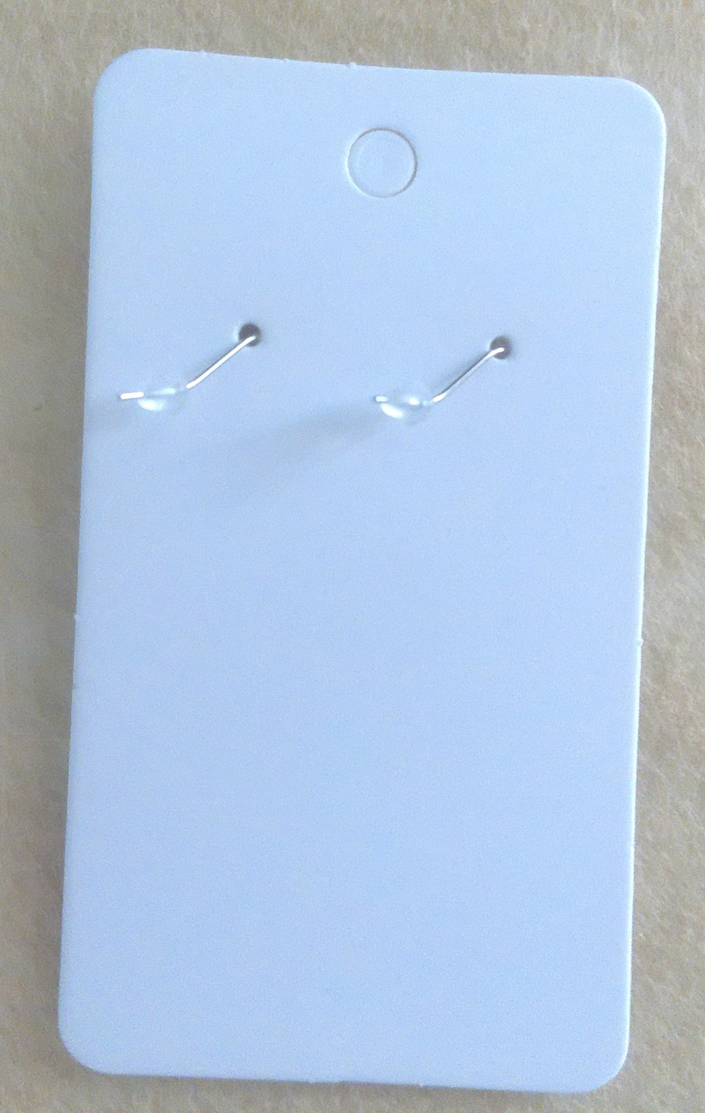 New Silvertone Skull and Crossbones Earrings Halloween Everyday Fun