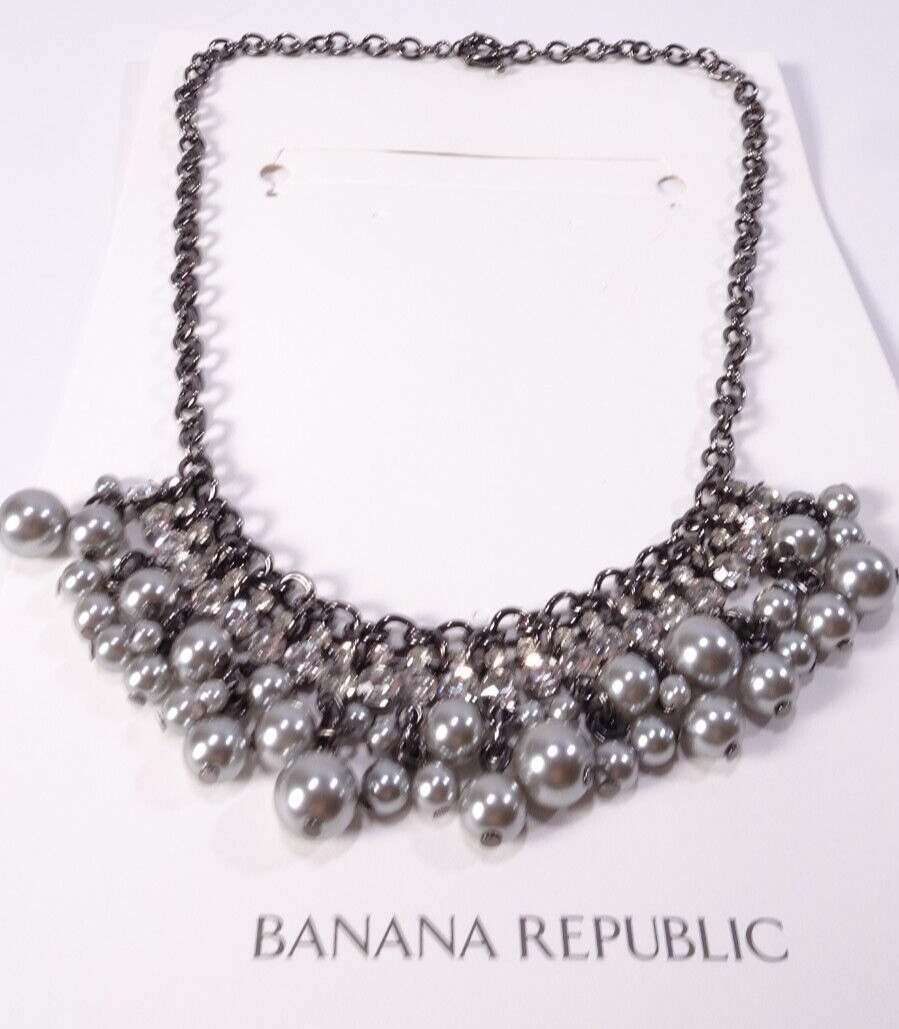 Banana Republic Women’s Silver Bauble Crystal Festive Necklace earrings NWT 90