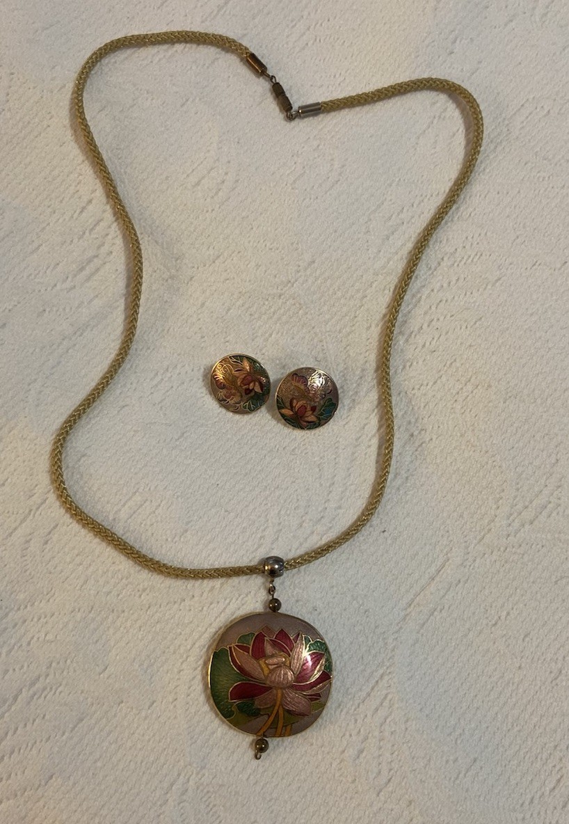 Vintage Sea Gems Cloisonné Necklace Pendant & Earrings 23”