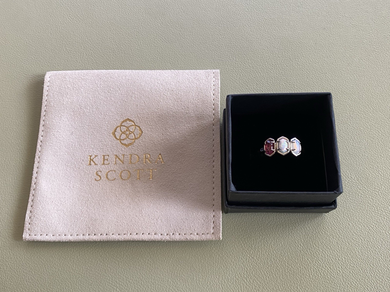 Kendra Scott Set Of 3 Crystal Ring Size 8.0