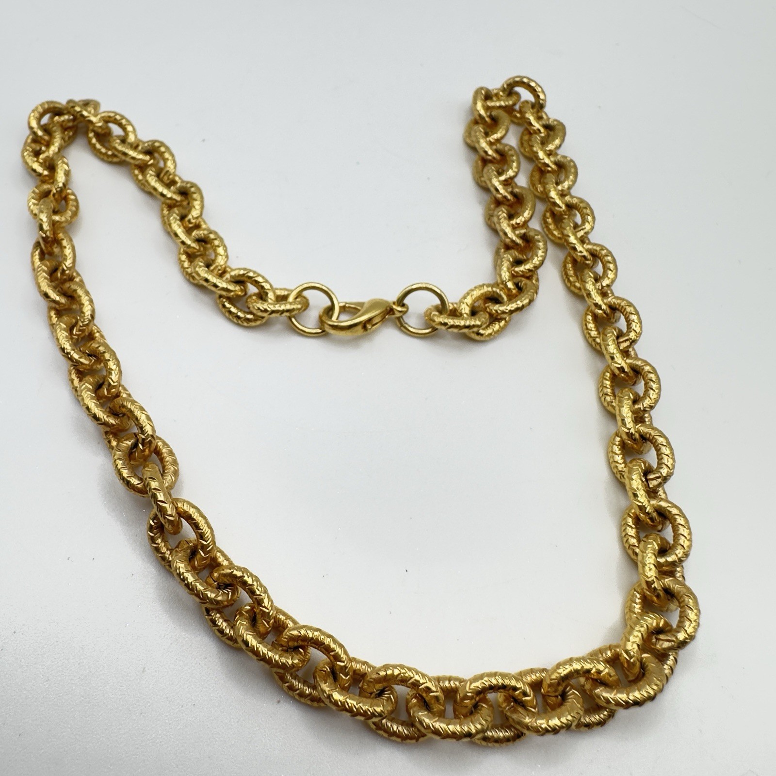 Gold Tone Necklace Textured Rolo Link Chain 16″ Heavy Layering Beautiful Quality