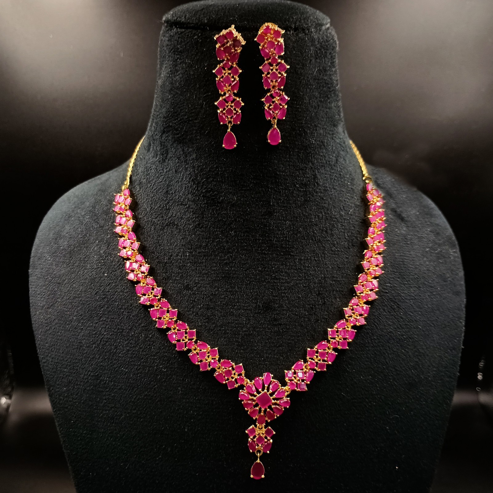 Ruby Necklace Set 22K Gold Plated Indian Bridal Wedding Jewelry Choker Earrings