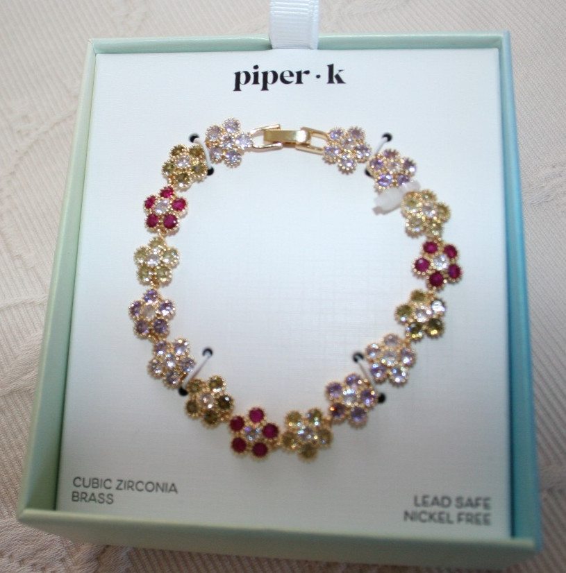 GOLD TONE METAL CUBIC ZIRCONIA Bangle BRACELET Push lock Floral Links NIB BRASS