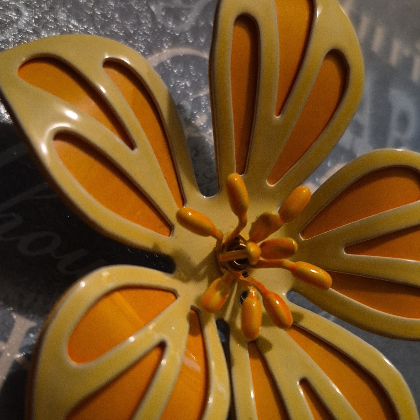 Yellow Orange Flower Enamel Metal Brooch Pin – Flowers & Plants Theme