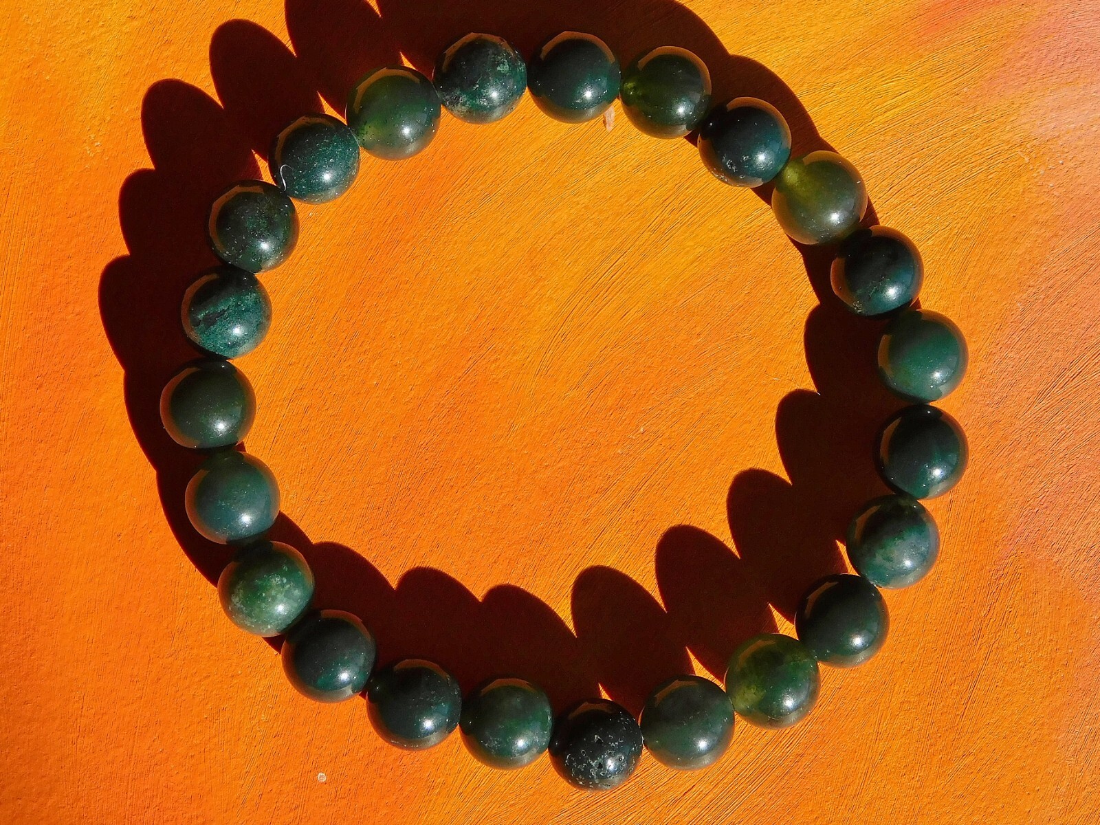 Mens / Ladies Handmade 8mm Gemstone Beaded Bracelet – Natural Moss Agate.