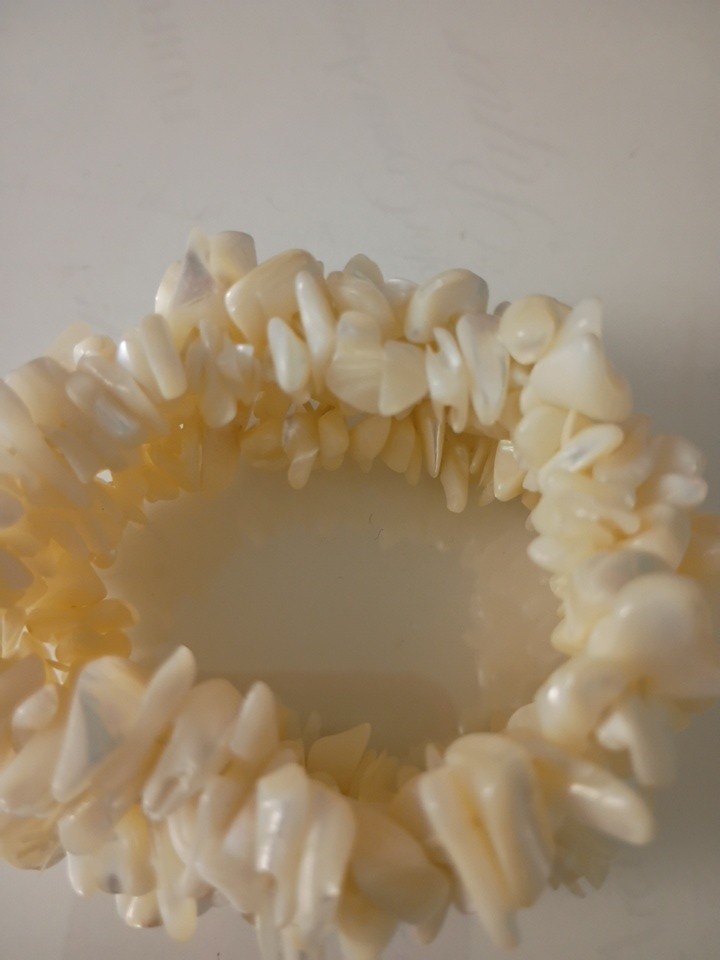 Stretch Beaded Bracelet White Mother of Pearl Chip Wide