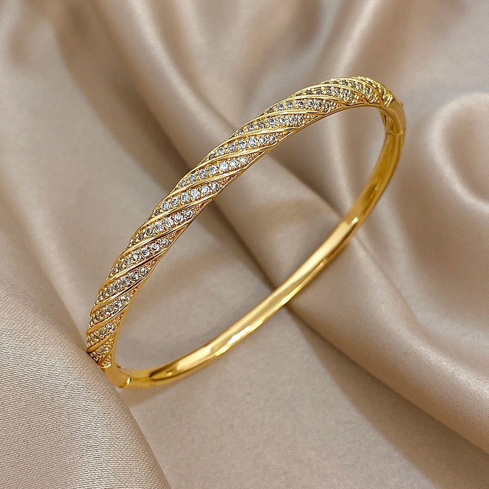 Luxury Twisted Zircon Cuff Bracelet Gold Plated Stacked Bangle for Women