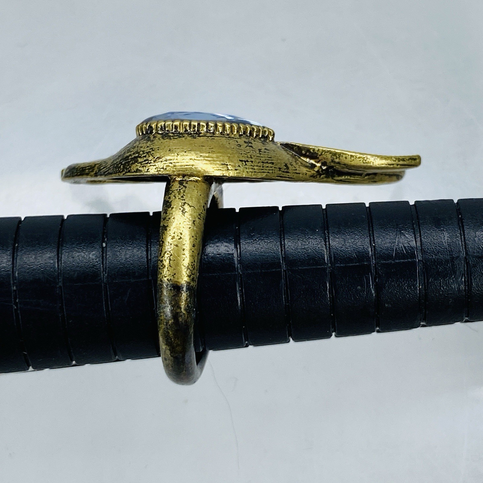 Antiqued Bronze Tone Multi Glass Rhinestone Peacock Cocktail Ring Sz 8 Avon VTG