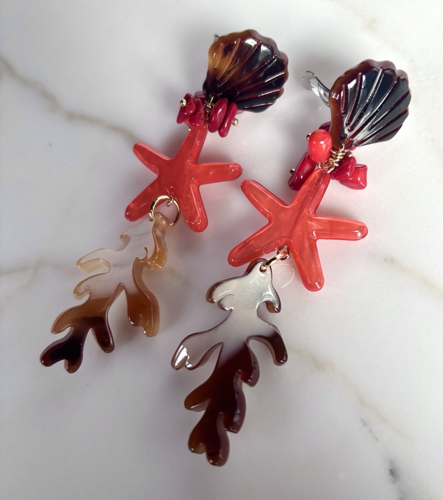 SUMMER RESIN SEASHELL STARFISH CORAL CLIP ON DANGLE CHARM EARRINGS NEW 3.5 In