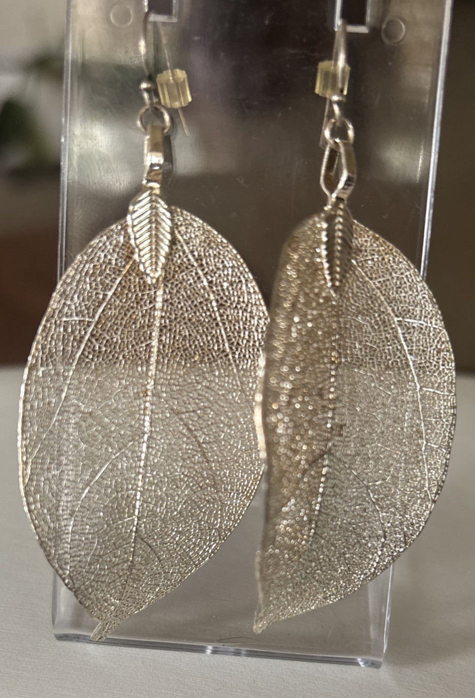 SILVER LEAF FILAGREE DANGLE EARRINGS LIGHT WEIGHT STATEMENT JEWELRY