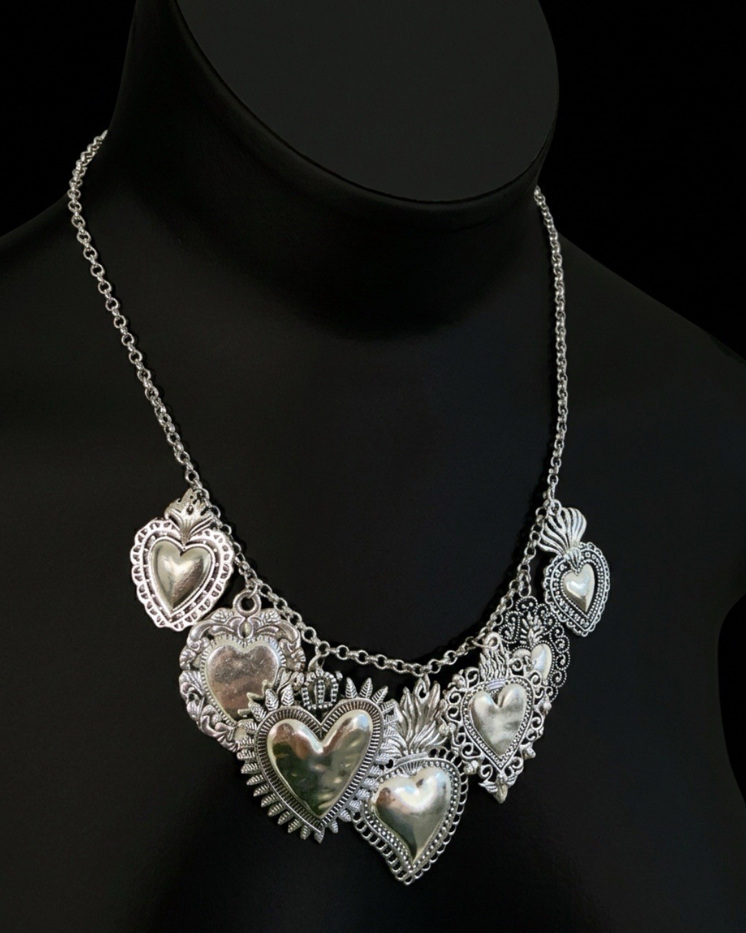 Silver Tone Heart Charm Statement Bib Necklace, Metal Cable Chain, No Stone