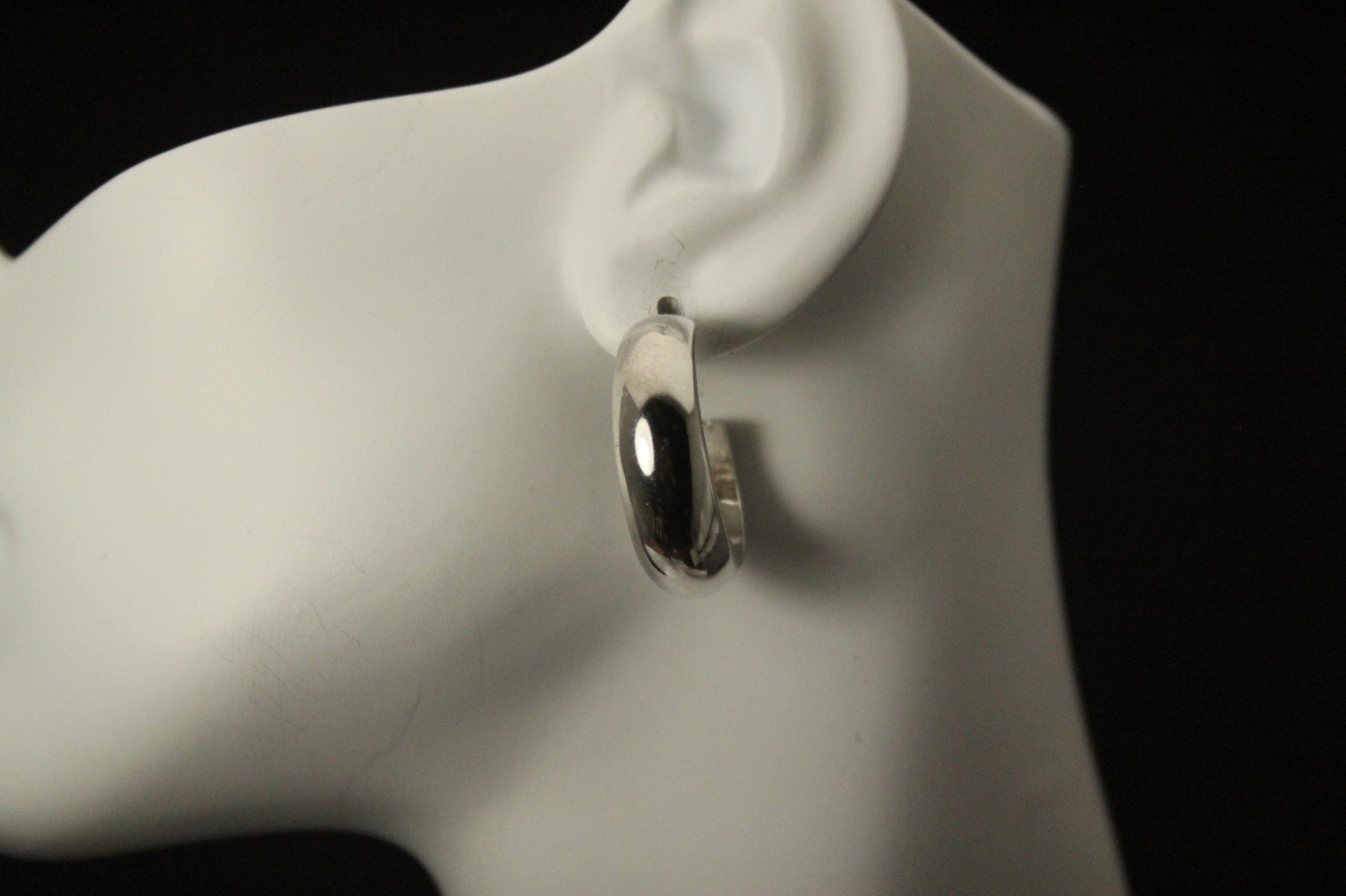 Hollow “C” Shaped Hoop Post 925 Sterling Silver Earrings 10.3 grams (EAR5708)