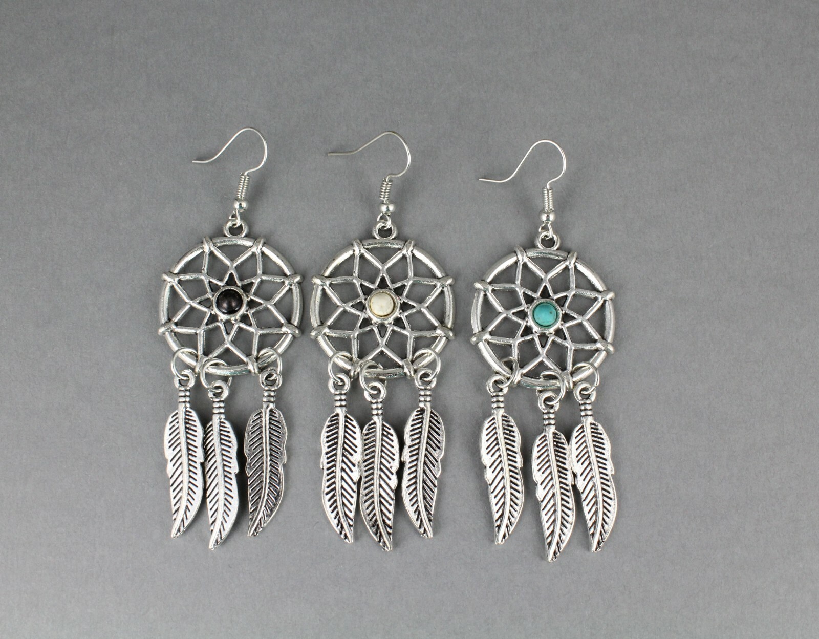 Silver dream catcher earrings dangle feather black bead lightweight 3″ long