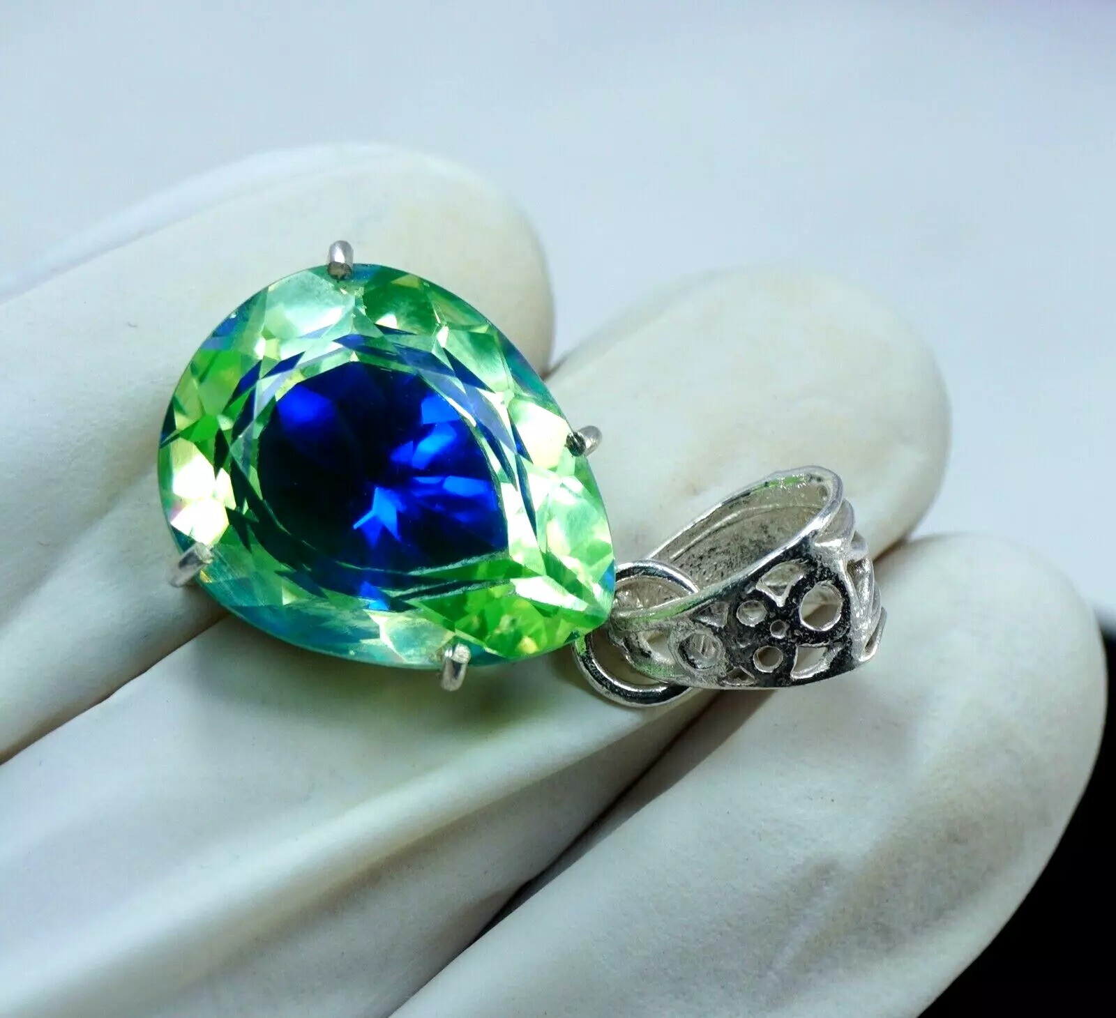 Natural Bi-Color Pitambari Sapphire Pear 35.30 Ct 925 Silver Pendant Unheated