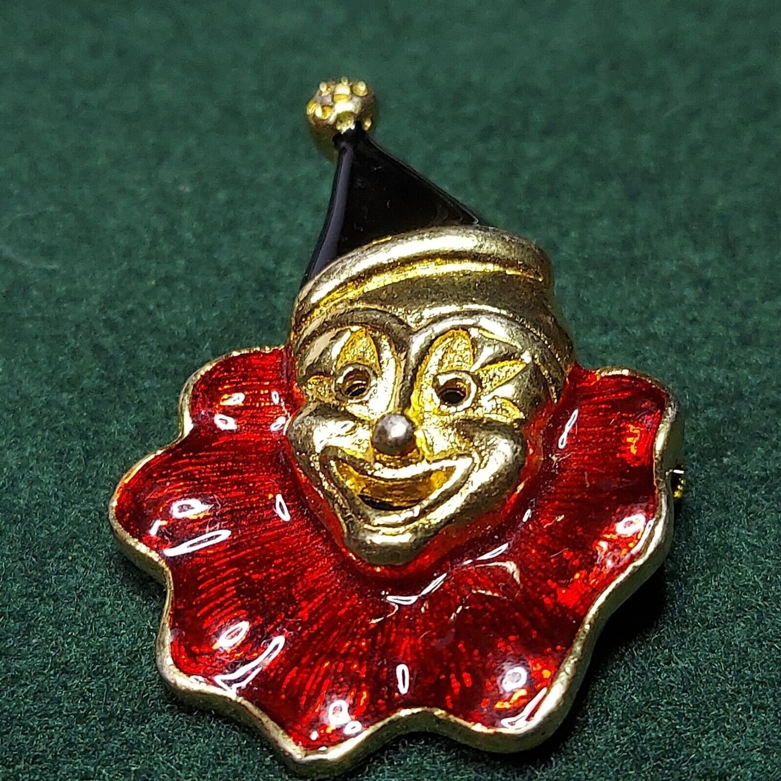 Unbranded Pin Brooch clown head 1 1/2″