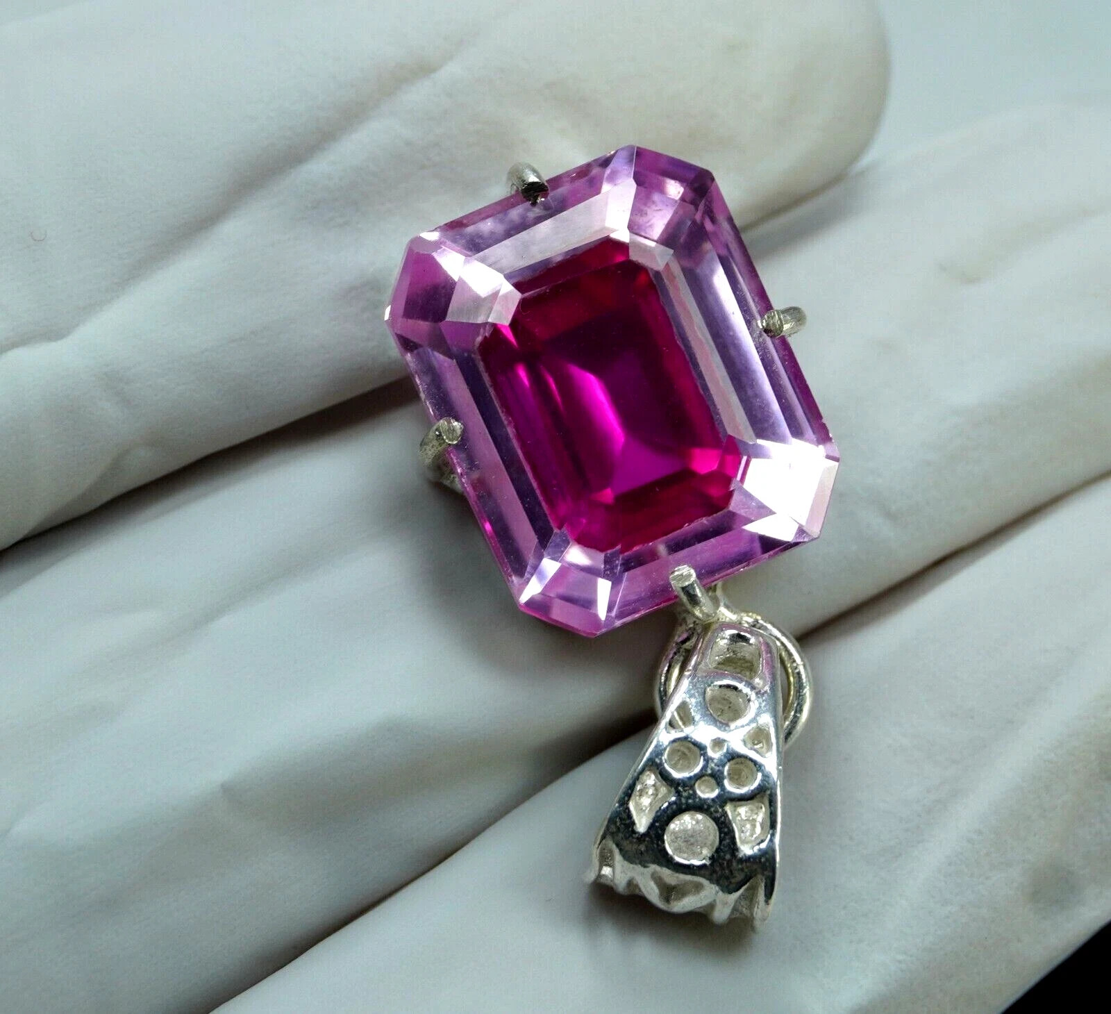 Natural Pitambari Sapphire Certified 30.6 Ct+ Loose Gem 925 Solid Silver Pendant