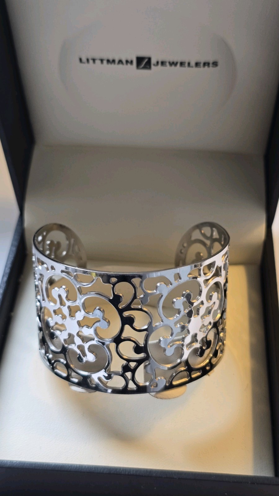 Silver Cuff Bracelet Littman Jewelers, Excellent Condition!