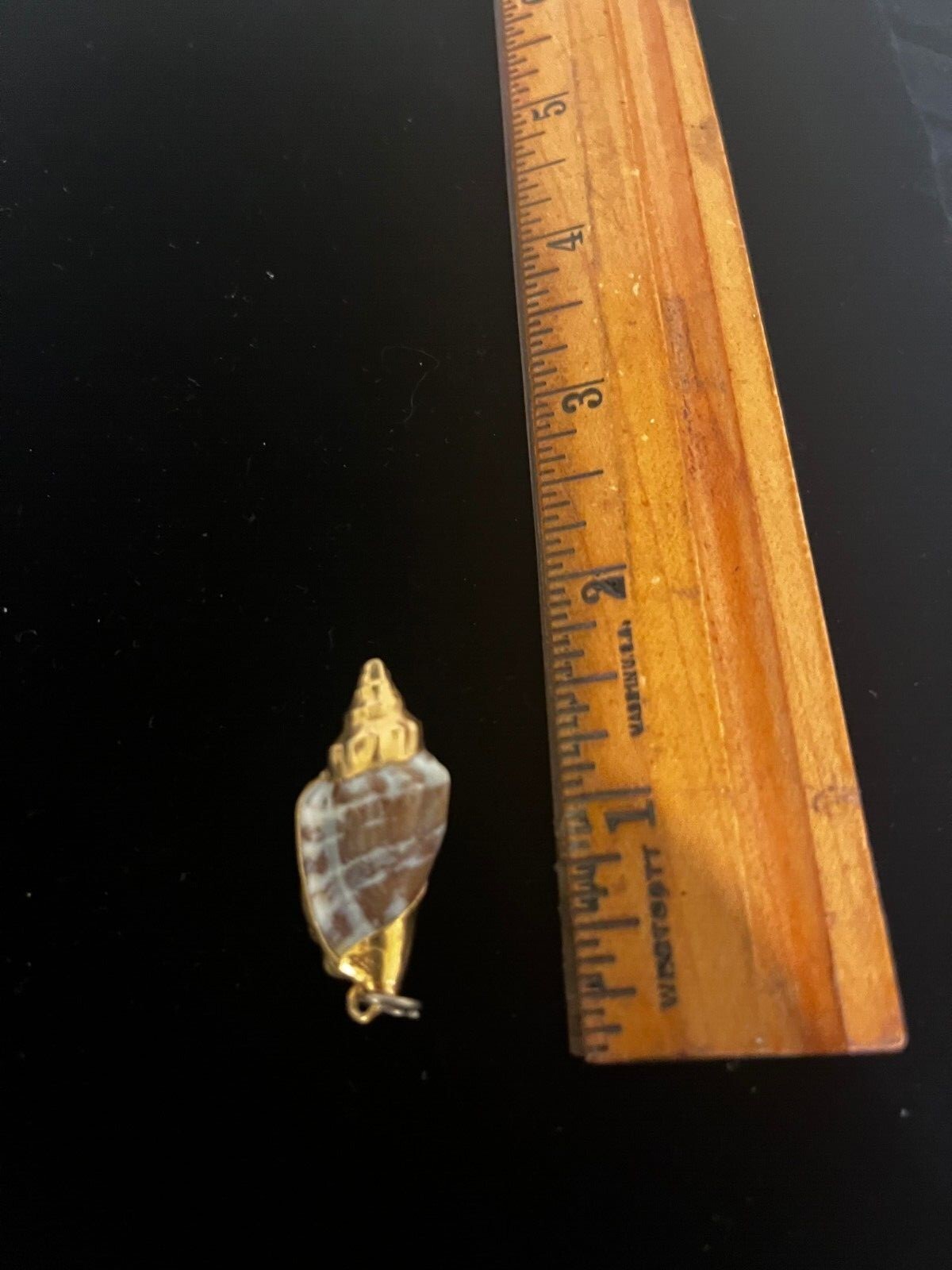 Vintage Gold Tone Pearly Striped Conch Shell Sea Ocean Bay Mini Pendant Charm US
