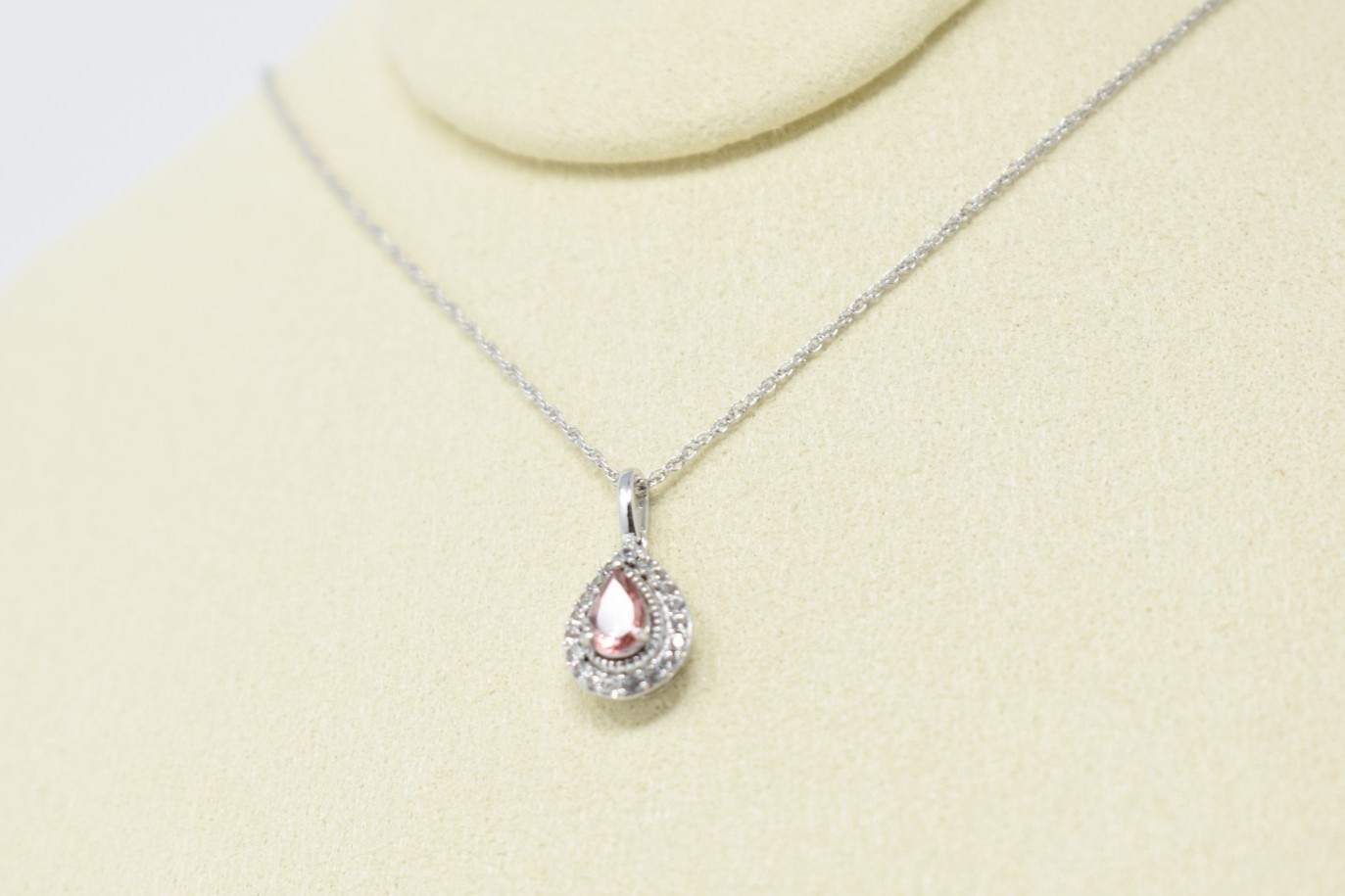 Sterling Silver Brilliance Fine Jewelry Genuine Morganite Necklace 18in Chain